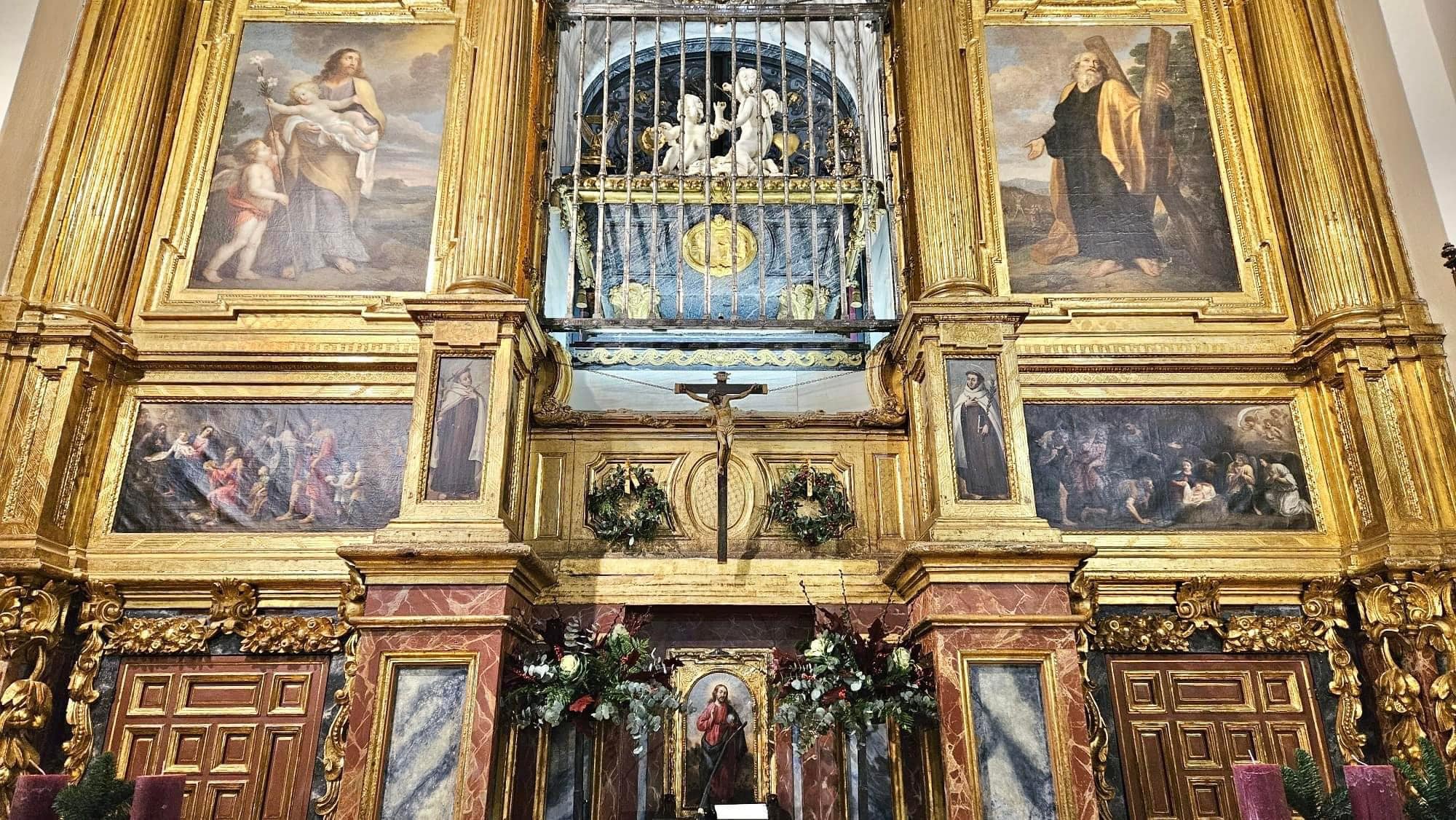 Sepulcro de Santa Teresa en Alba de Tormes1. Foto Carmus