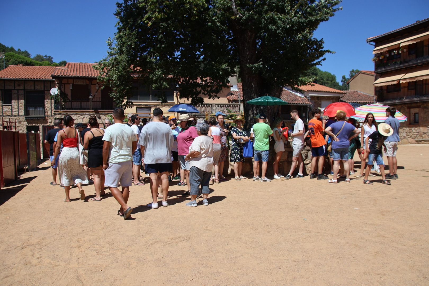 Villanueva del Conde, comida de socios