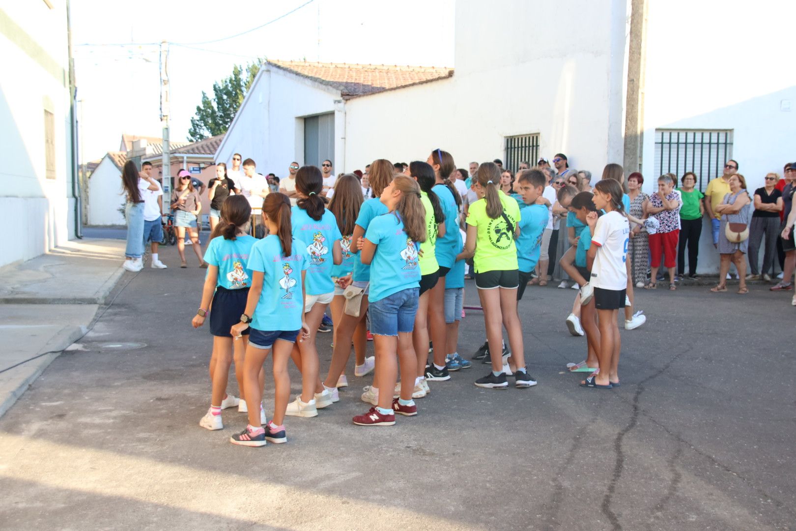 Villagonzalo, chupinazo inicio  de fiestas