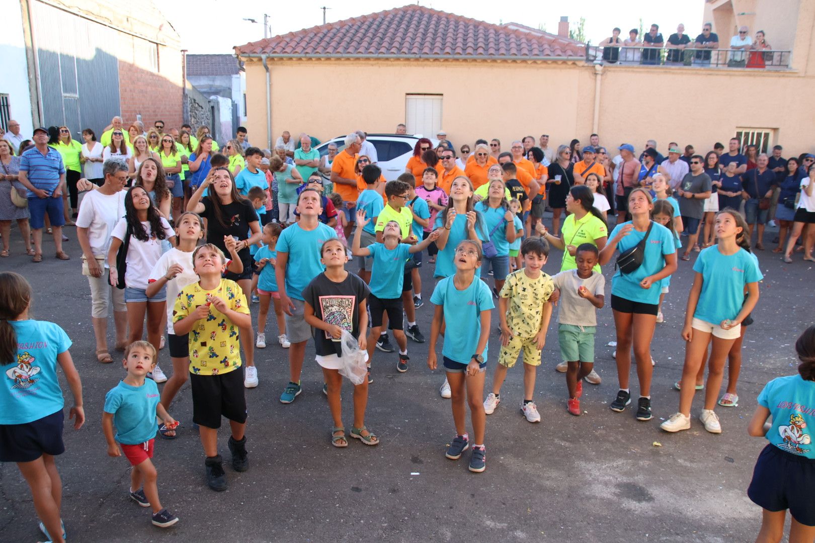 Villagonzalo, chupinazo inicio  de fiestas