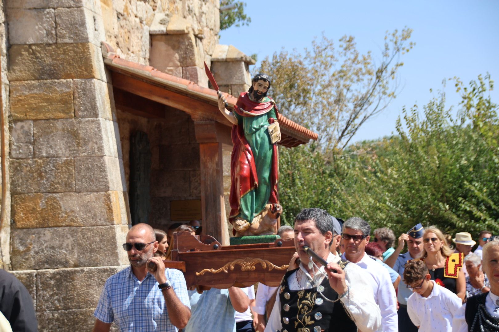 Villagonzalo misa y procesión 