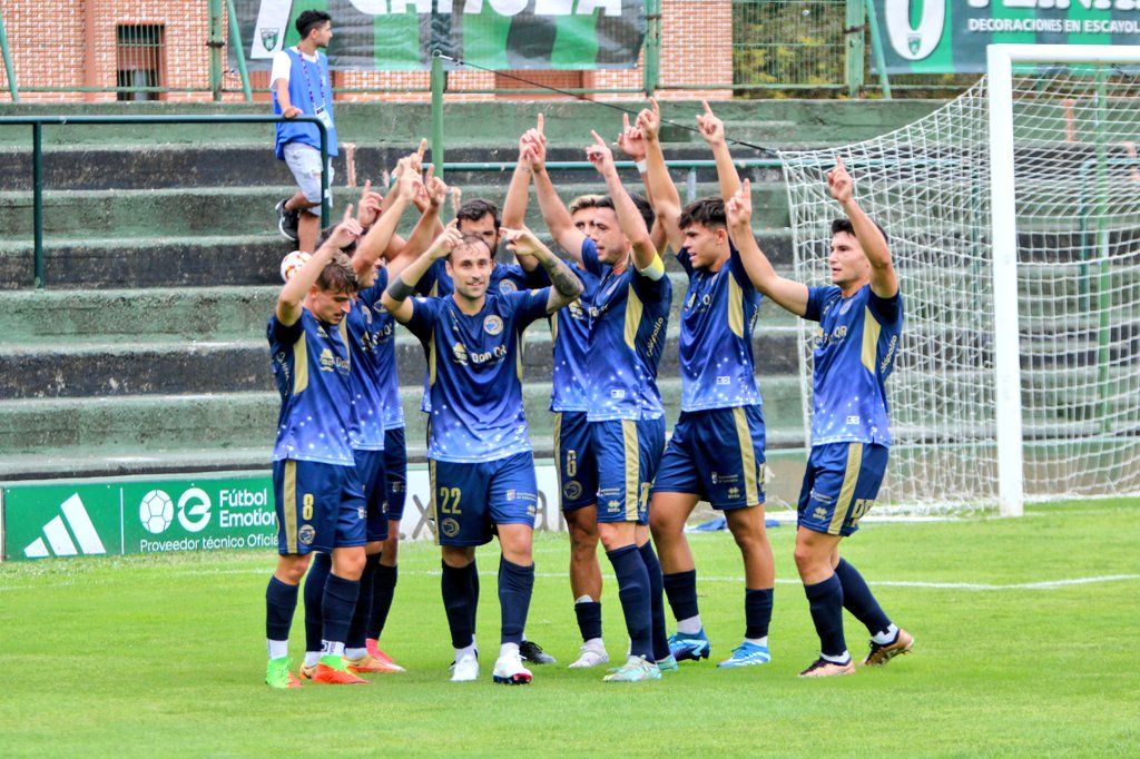 Unionistas dedica el primer gol de su temporada a la extinta Unión Deportiva Salamanca FOTO UNIONISTAS CF