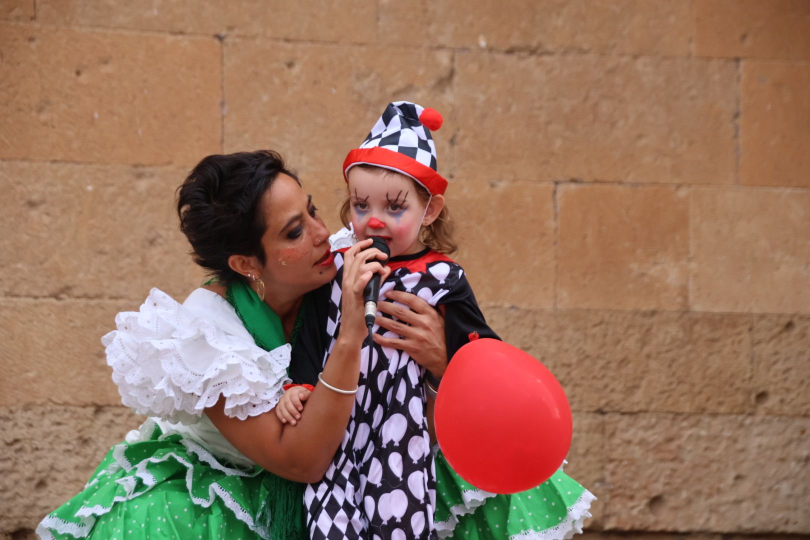 La Vellés, concurso infantil de disfraces