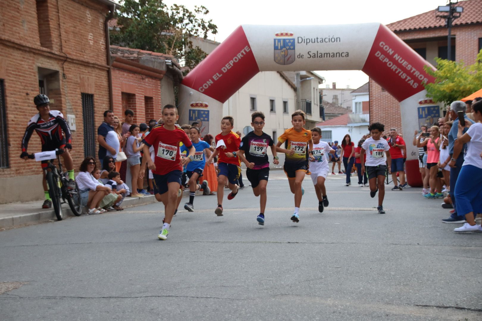 Carrera popular solidaria Virgen de la Vega