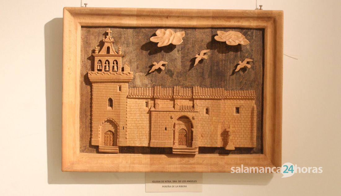 Iglesia de Pereña de la Ribera. Exposición de tallas de madera.