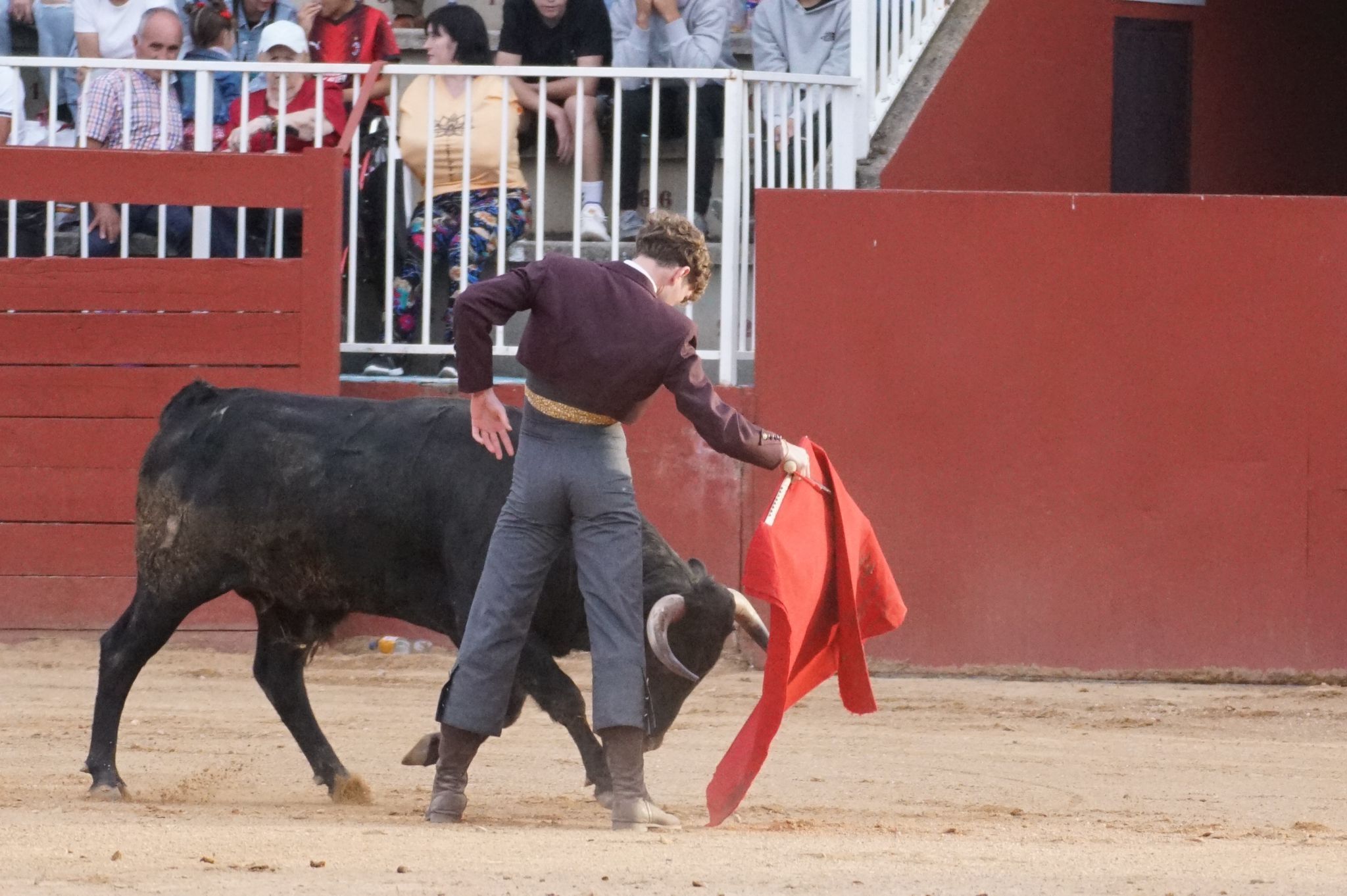 Primera clase práctica de tauromaquia de Salamaq