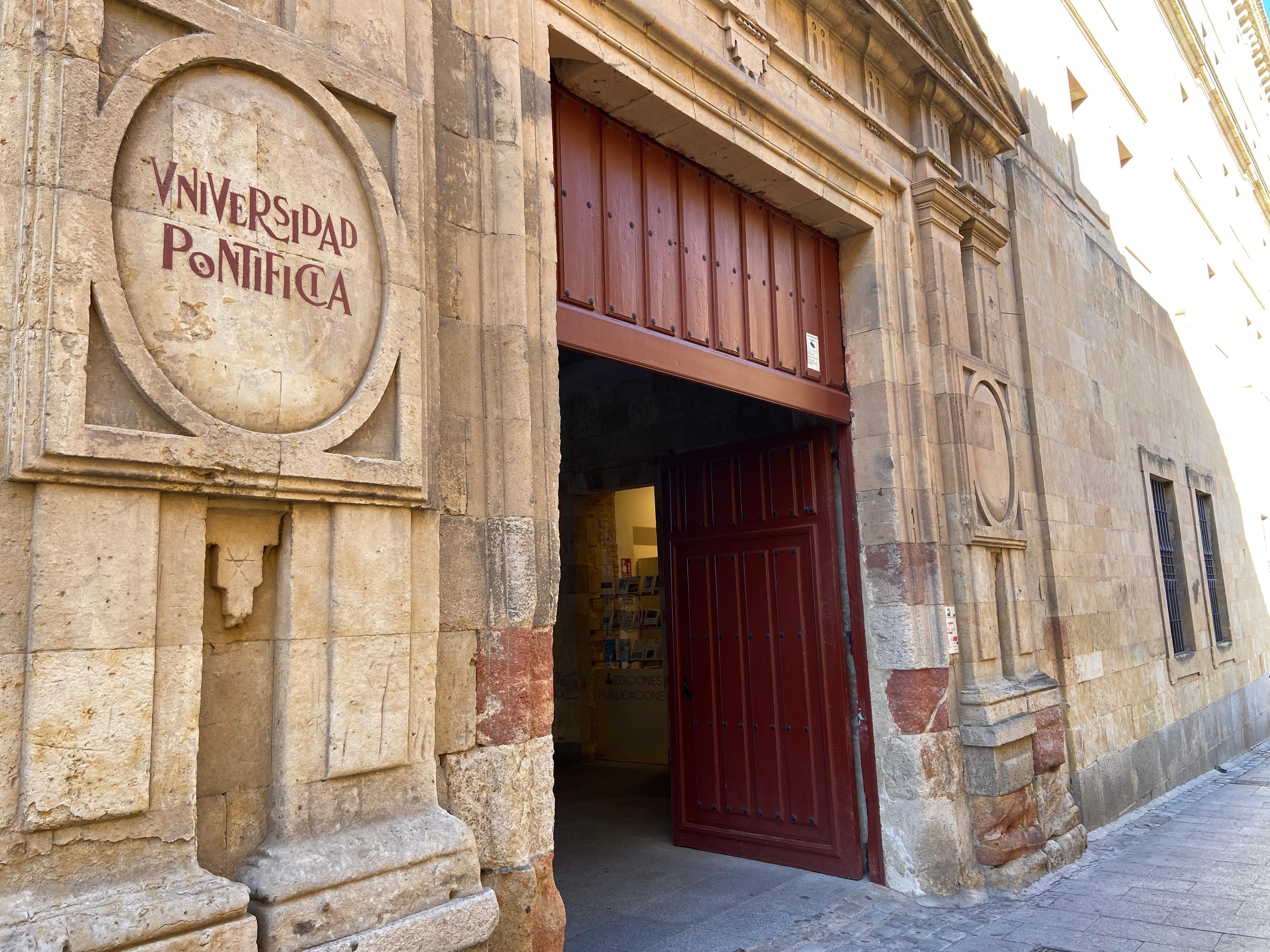 Fachada Universidad Pontificia de Salamanca