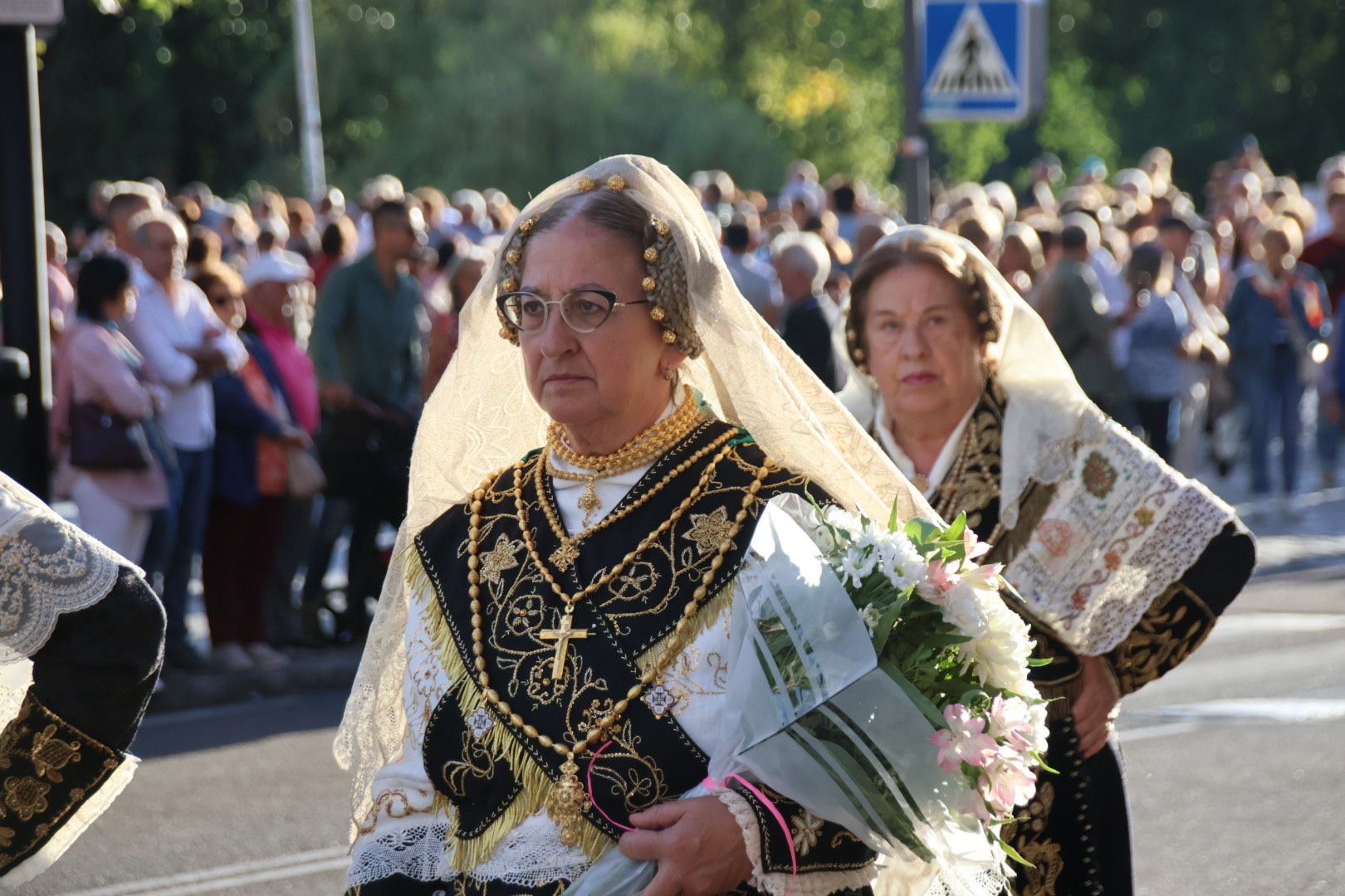 Ofrenda Floral en honor a la Virgen de la Vega