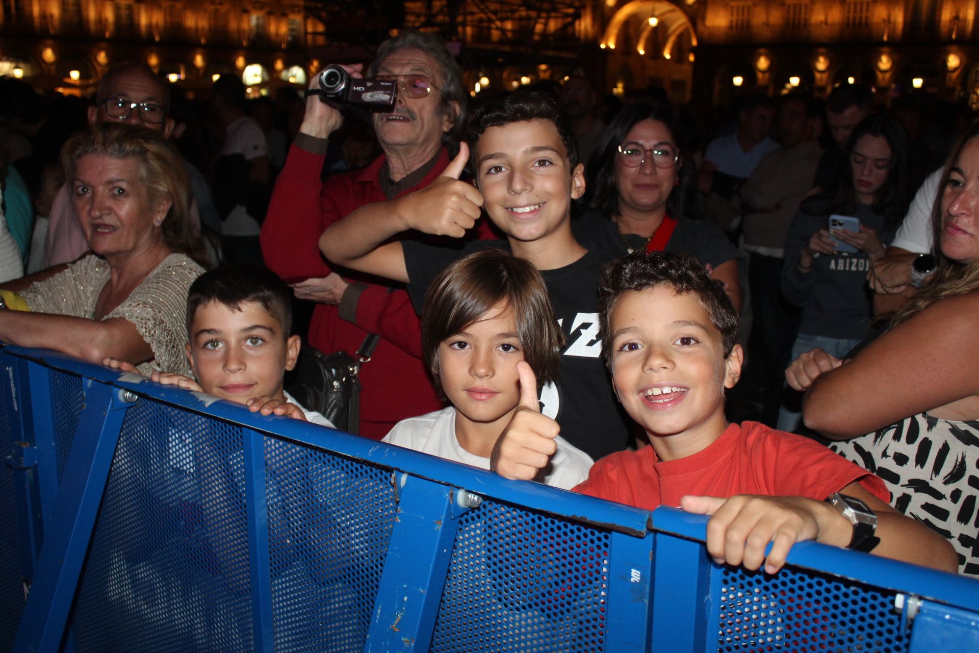 Concierto de "Tú Otra Bonita" en la Plaza Mayor.