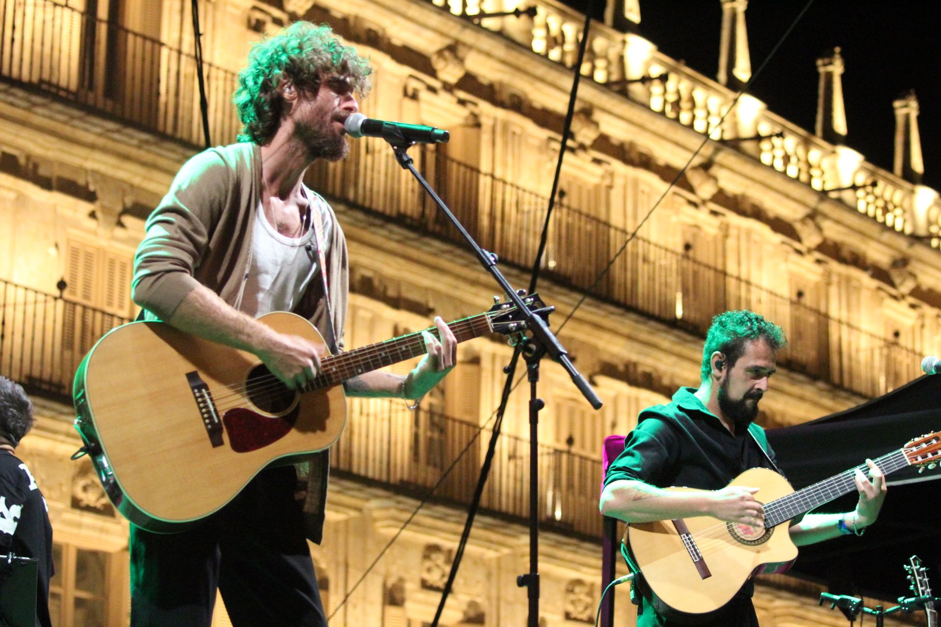 Concierto de "Tú Otra Bonita" en la Plaza Mayor.