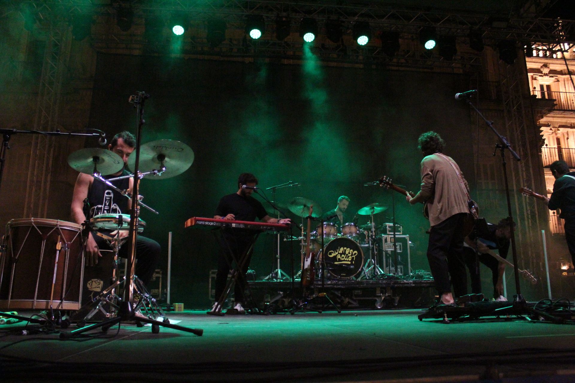 Concierto de "Tú Otra Bonita" en la Plaza Mayor.