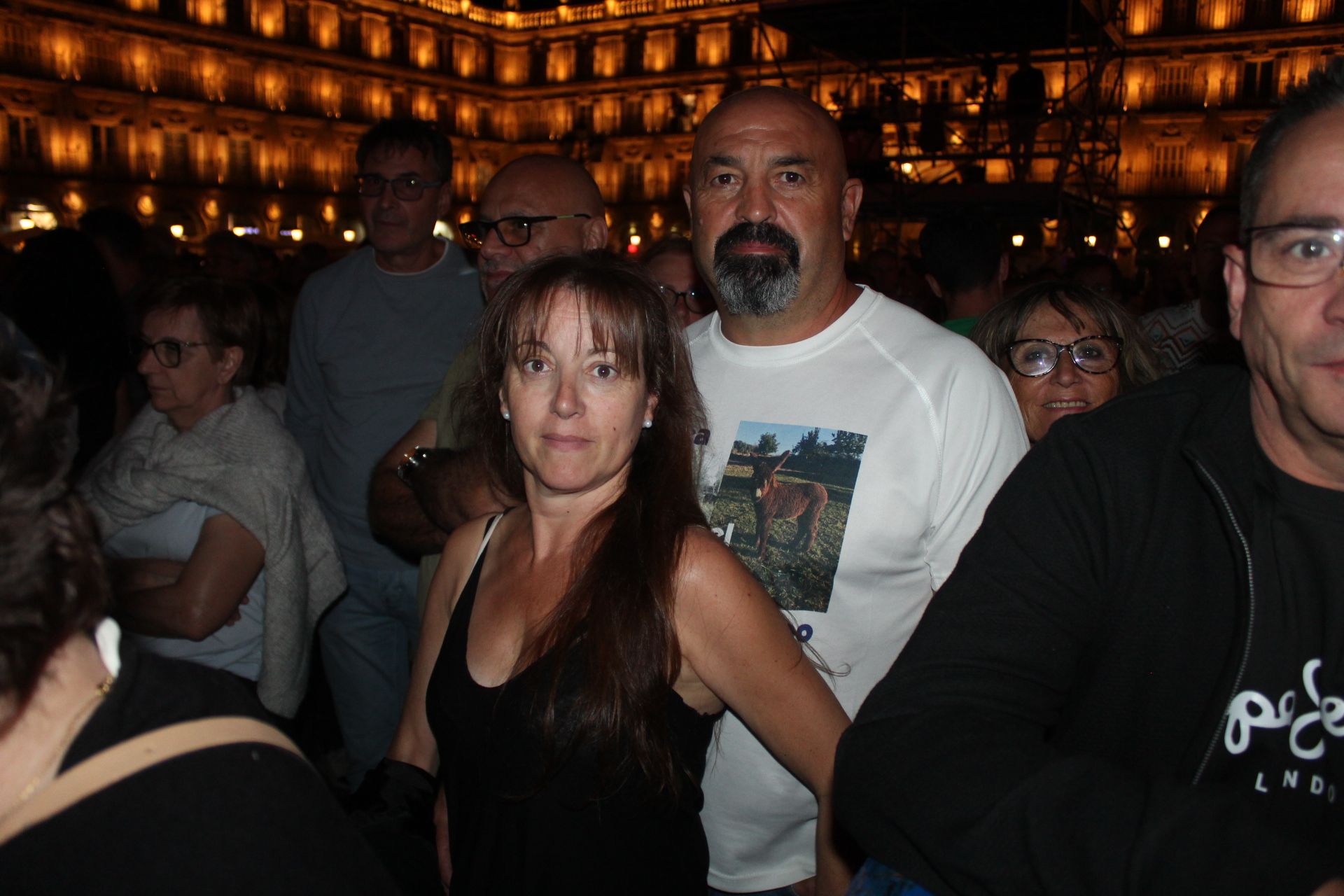 Concierto de "Tú Otra Bonita" en la Plaza Mayor.