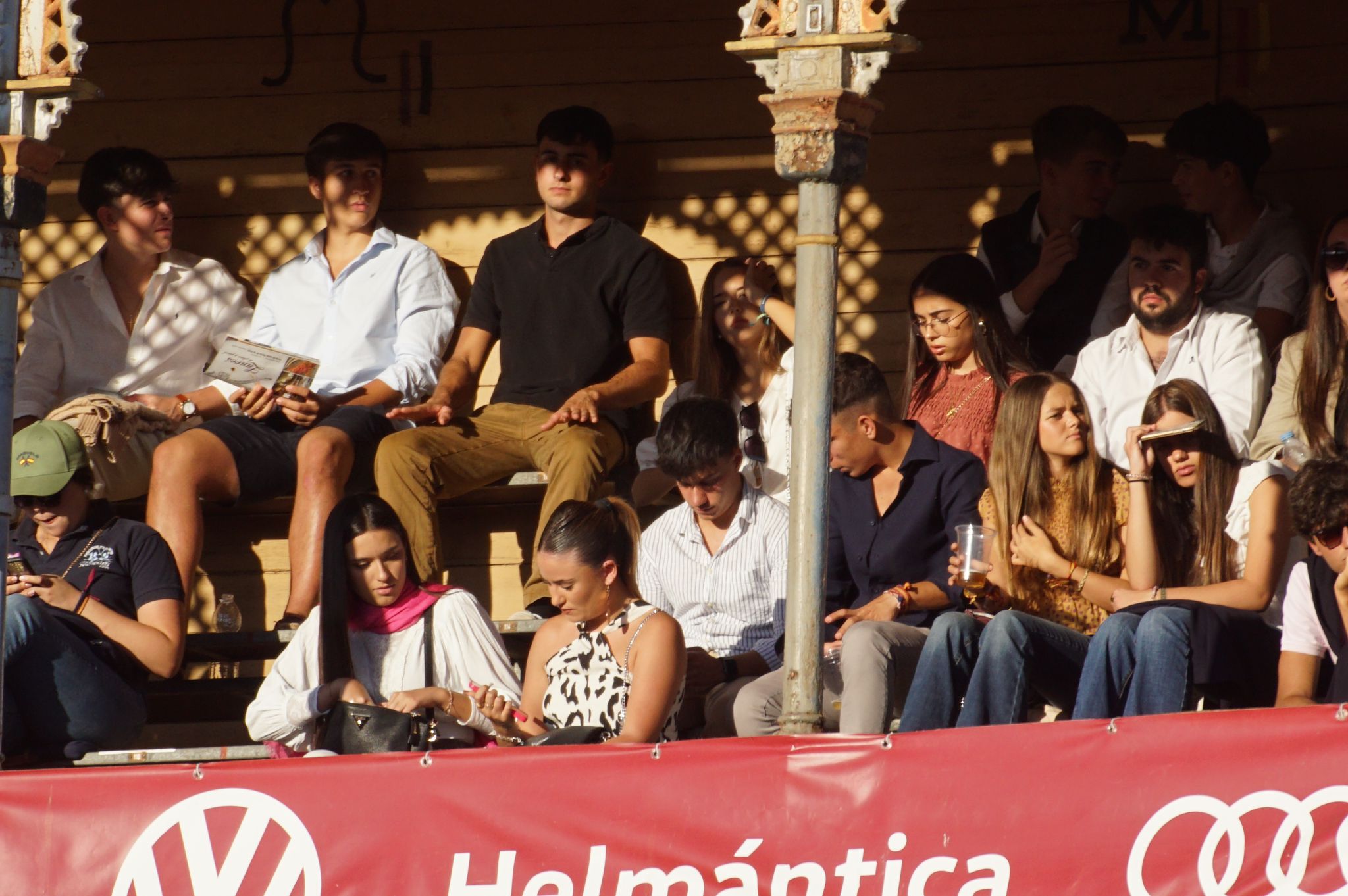 GALERÍA | Resumen fotográfico del ambiente en los tendidos de La Glorieta durante la novillada de Antonio Palla, 13 de septiembre de 2024. Fotos Juanes