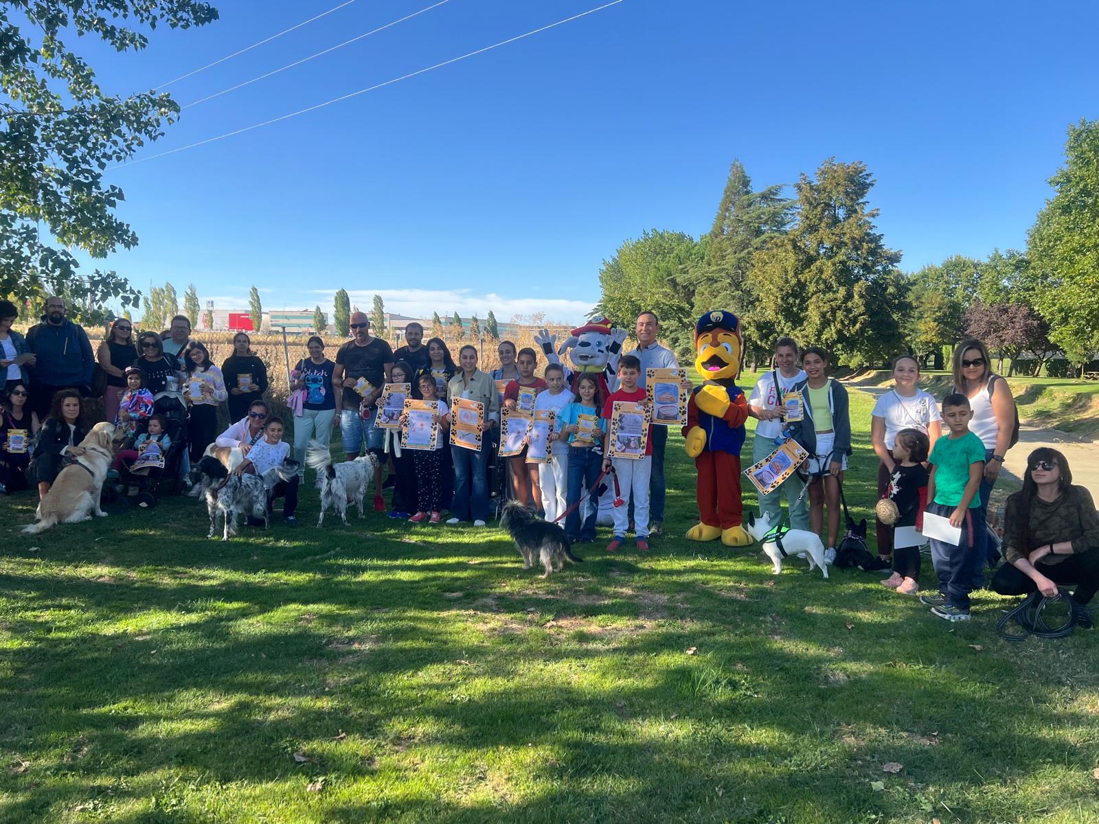 Presentación "Campaña Anticacas" en Carbajosa de la Sagrada 