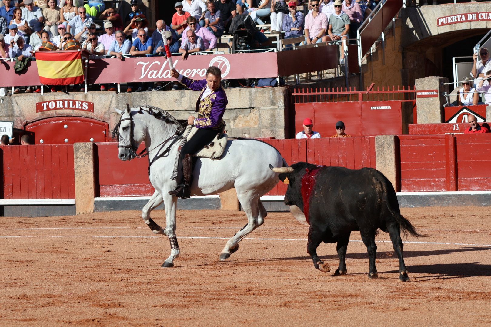 Corrida mixta del Capea: momentos más destacados del segundo festejo de abono de la Feria Taurina Virgen de la Vega 2024. Fotos Andrea M.