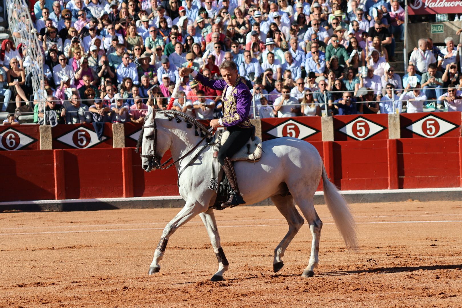 Corrida mixta del Capea: momentos más destacados del segundo festejo de abono de la Feria Taurina Virgen de la Vega 2024. Fotos Andrea M.