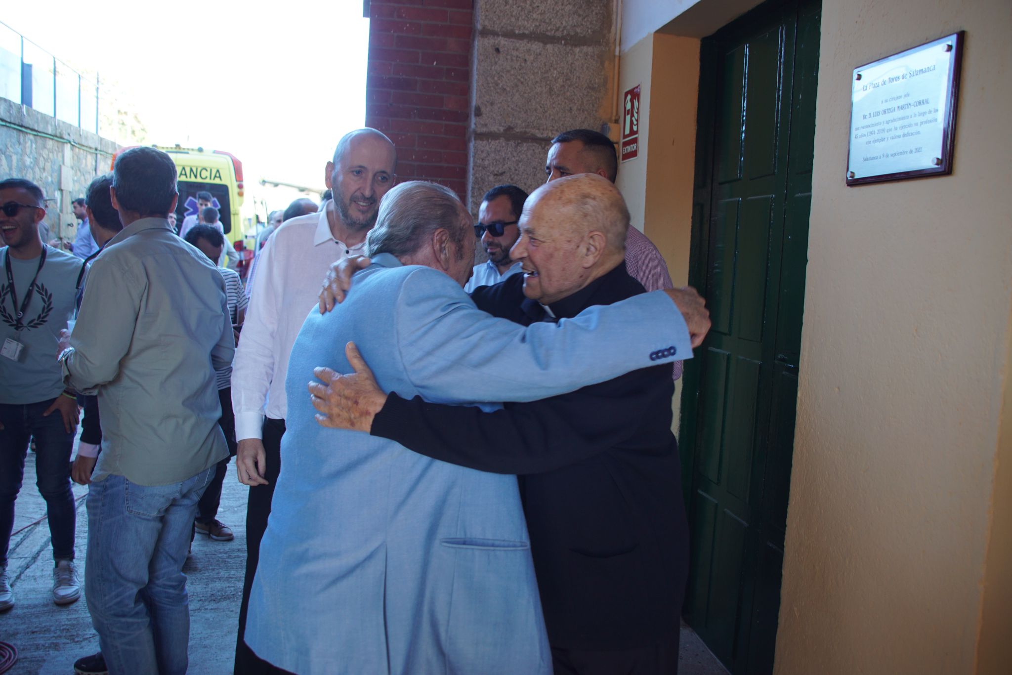 Ambiente en el patio de cuadrillas de La Glorieta para ver a Miguel Ángel Perera, Emilio de Justo y Borja Jiménez, 15 de septiembre de 2024. Fotos Juanes