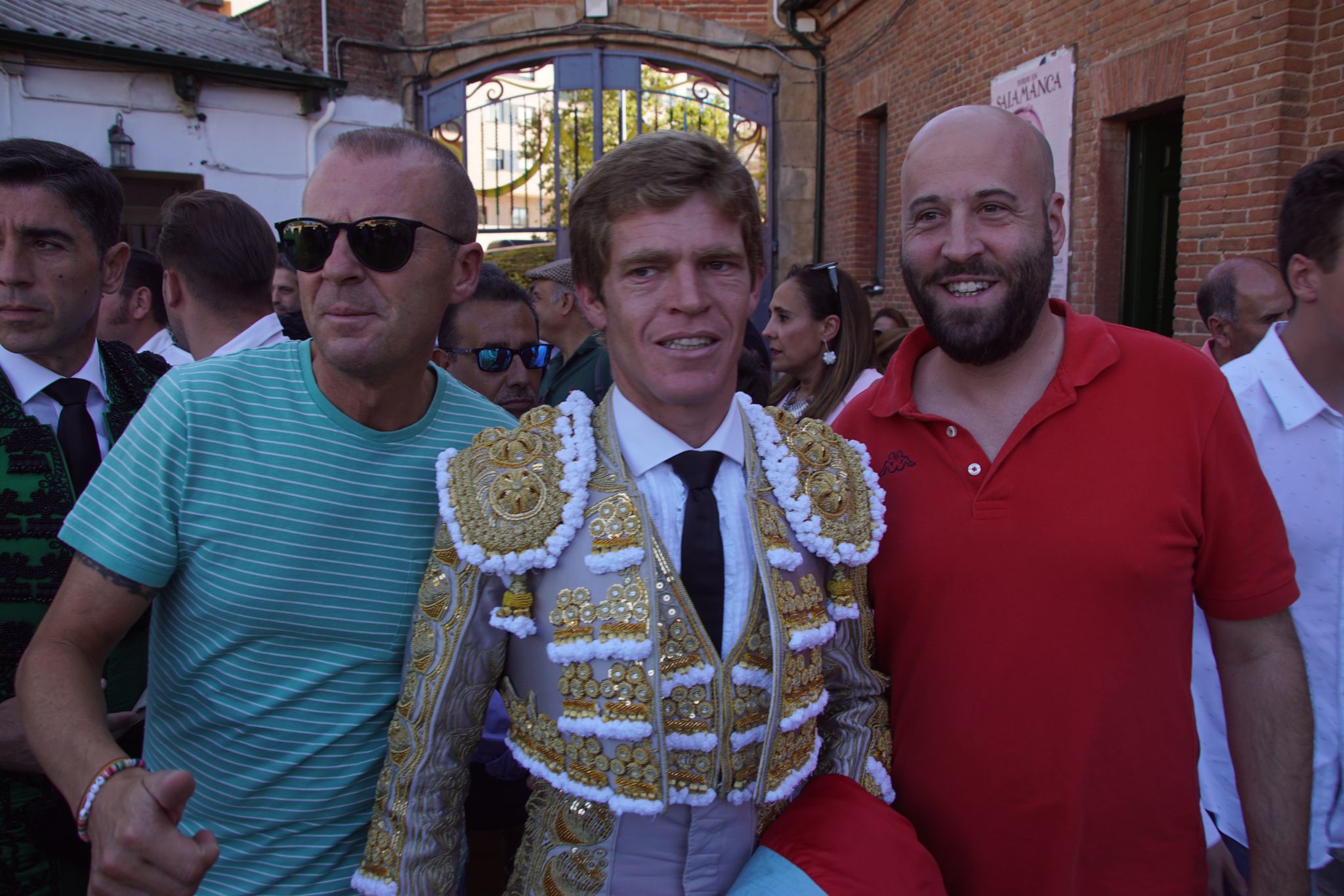 Ambiente en el patio de cuadrillas de La Glorieta para ver a Miguel Ángel Perera, Emilio de Justo y Borja Jiménez, 15 de septiembre de 2024. Fotos Juanes