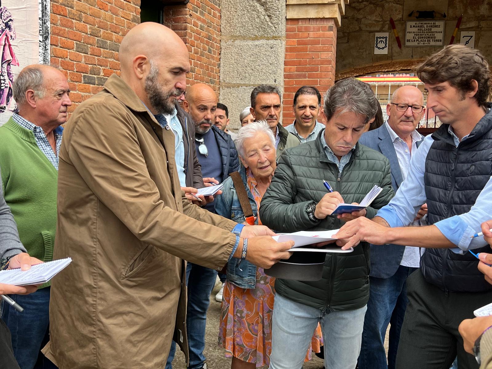 Ambiente durante el sorteo de los toros de Garcigrande en La Glorieta, viernes, 20 de septiembre de 2024. Fotos S24H