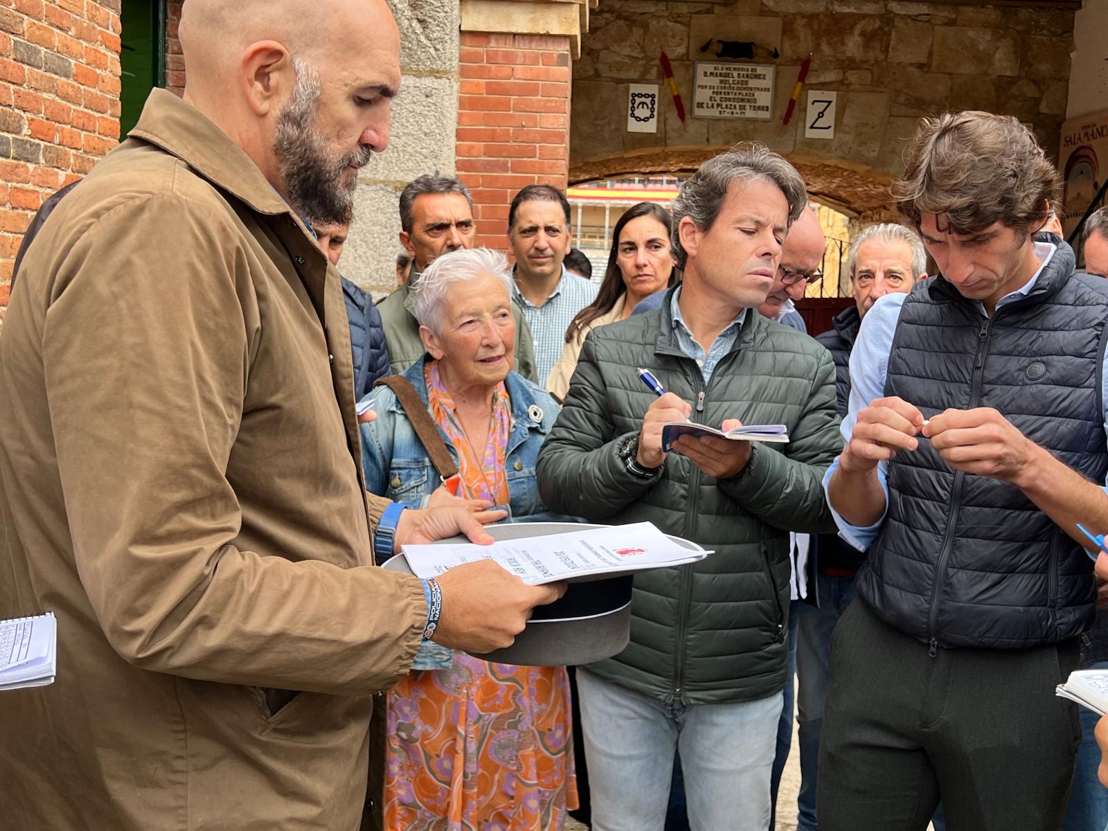 Ambiente durante el sorteo de los toros de Garcigrande en La Glorieta, viernes, 20 de septiembre de 2024. Fotos S24H