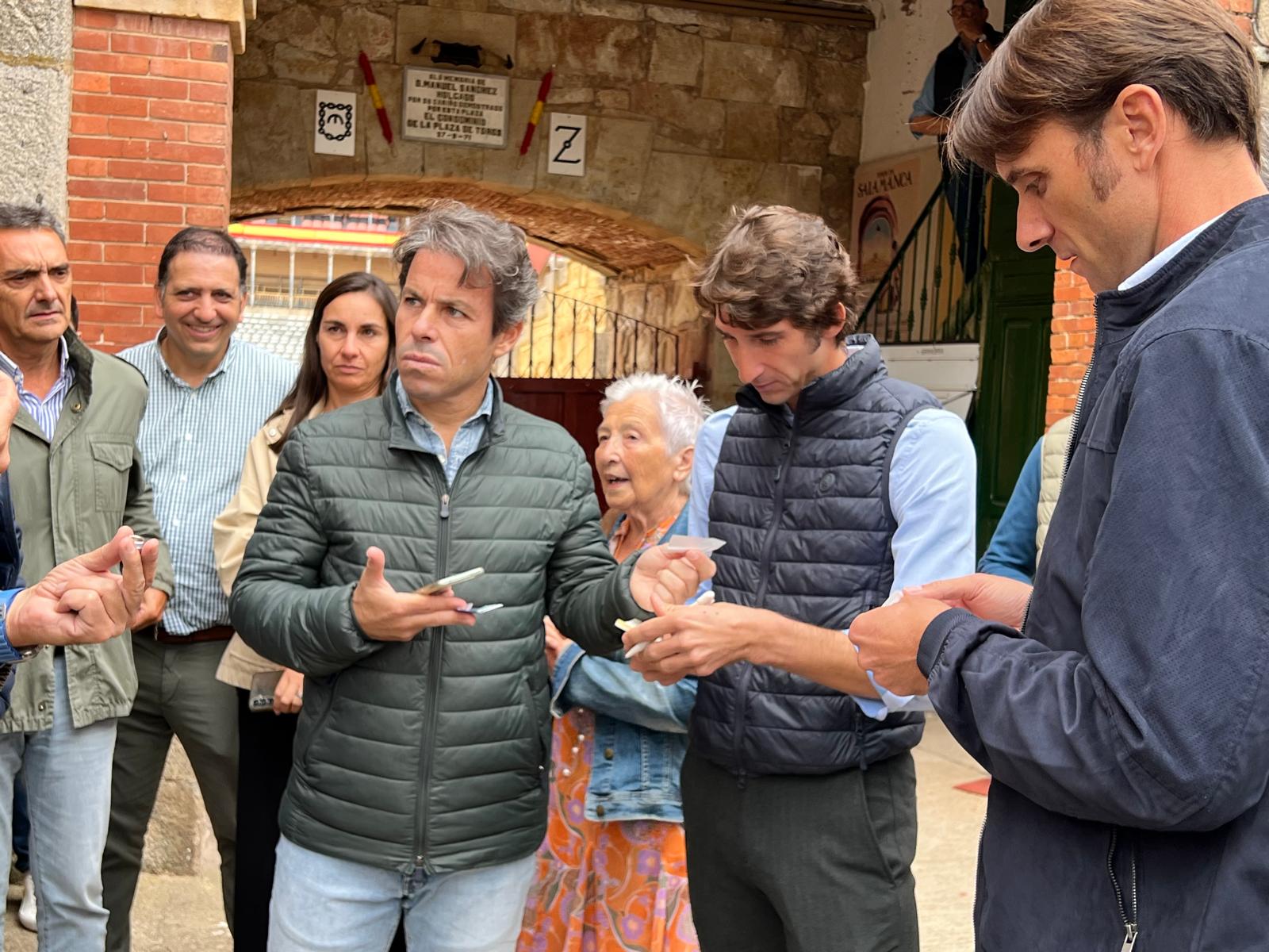 Ambiente durante el sorteo de los toros de Garcigrande en La Glorieta, viernes, 20 de septiembre de 2024. Fotos S24H