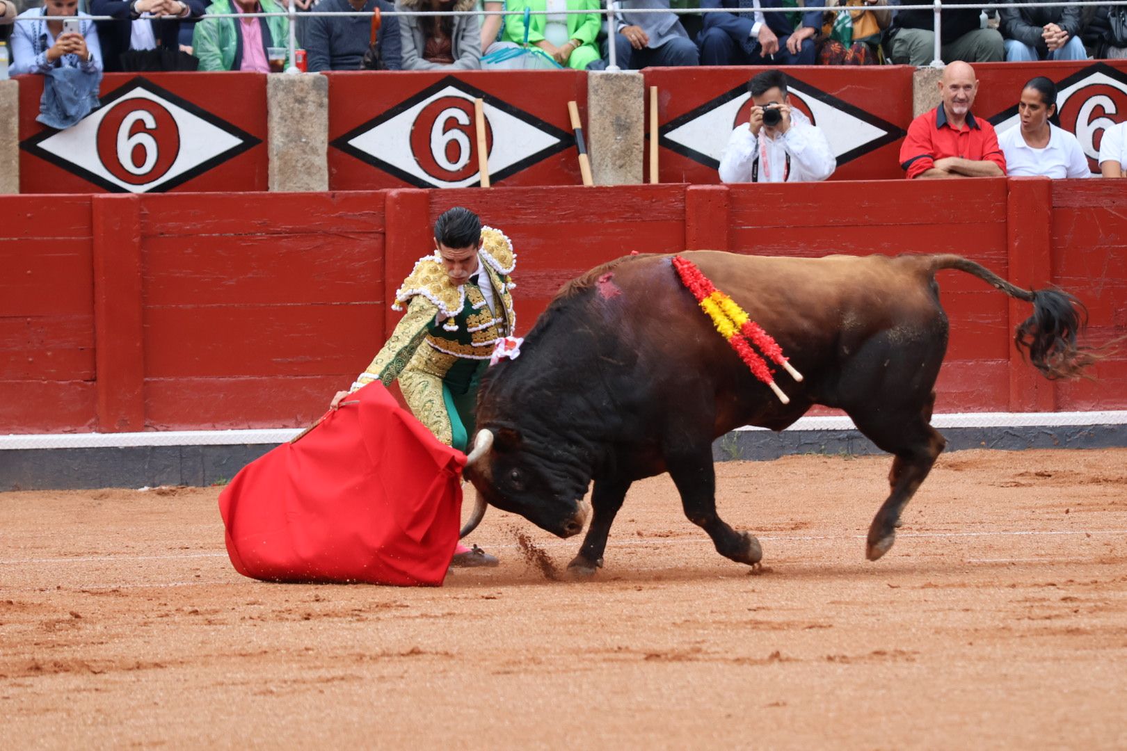 Corrida de Garcigrande: momentos más destacados del cuarto festejo de abono de la Feria Taurina Virgen de la Vega 2024. Fotos Andrea M.