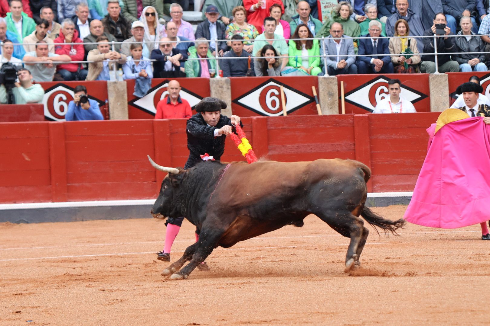 Corrida de Garcigrande: momentos más destacados del cuarto festejo de abono de la Feria Taurina Virgen de la Vega 2024. Fotos Andrea M.