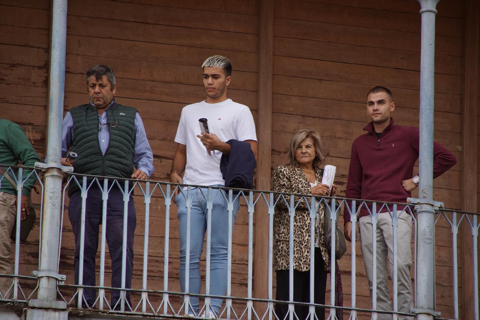  Ambiente en el patio de cuadrillas de La Glorieta para ver a Talavante, Roca Rey y Aguado, 20 de septiembre de 2024. Foto Juanes (9)