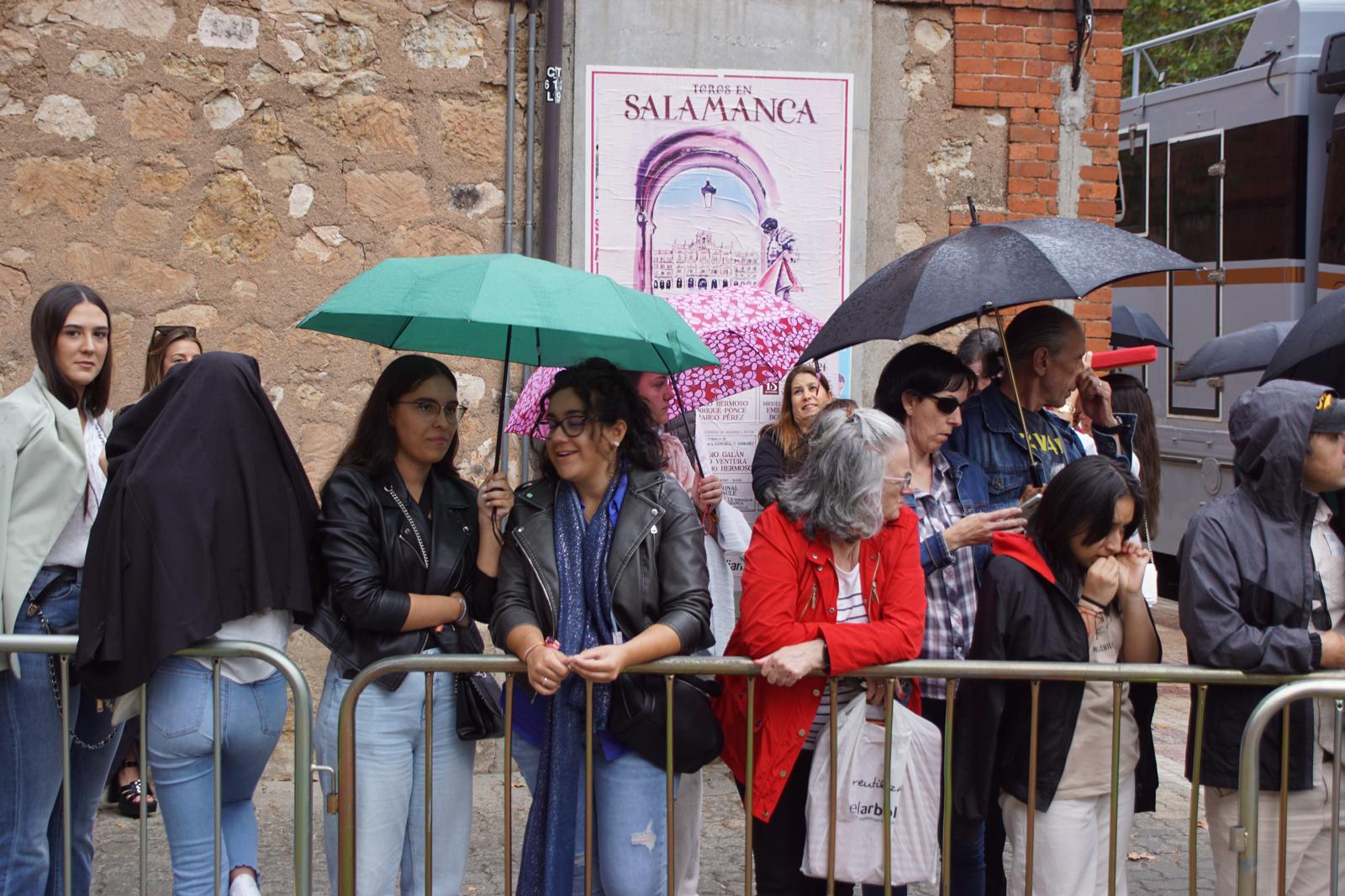  Ambiente en el patio de cuadrillas de La Glorieta para ver a Talavante, Roca Rey y Aguado, 20 de septiembre de 2024. Foto Juanes (10)