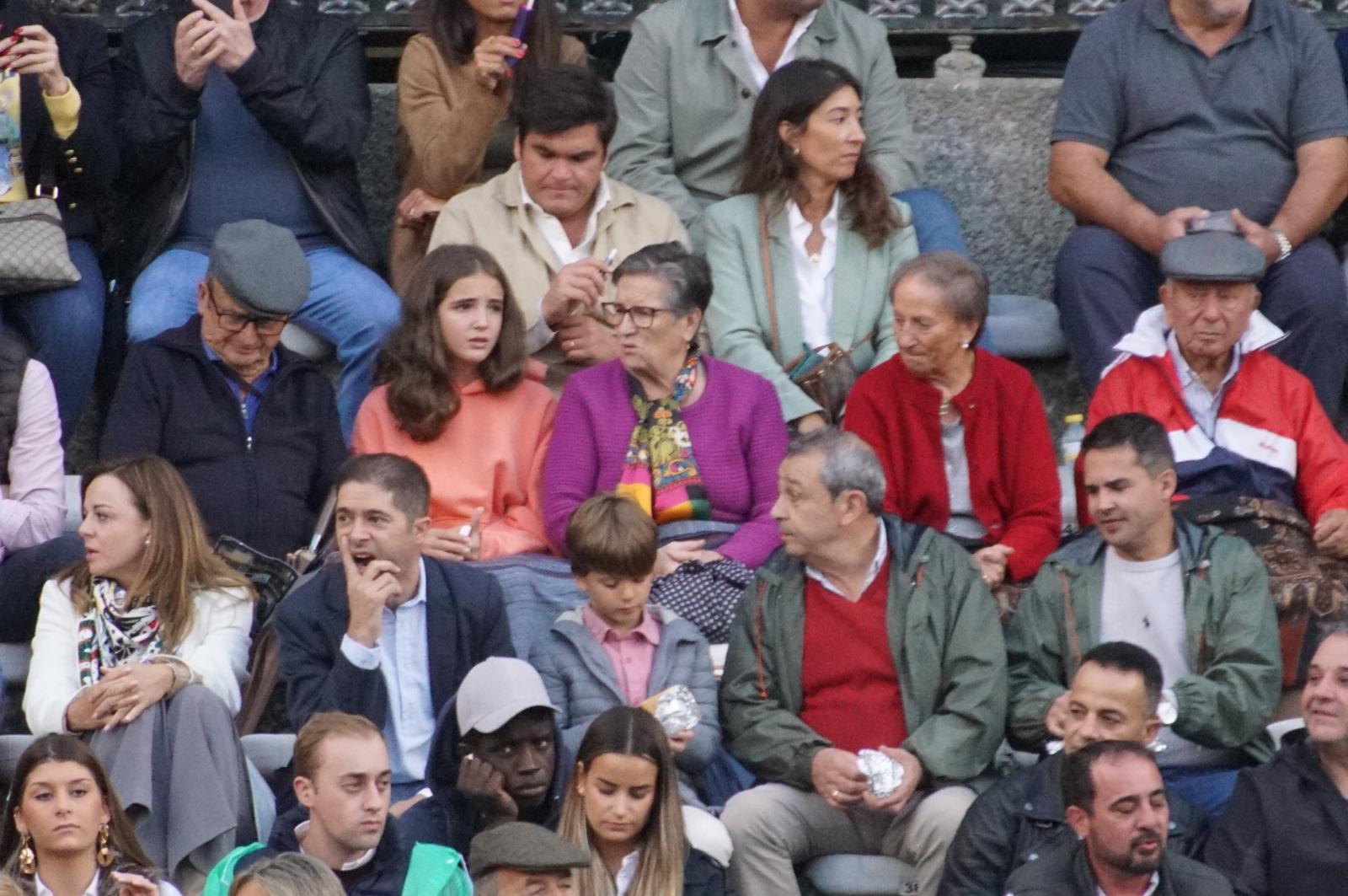 Resumen fotográfico del ambiente en los tendidos de La Glorieta durante la corrida de Garcigrande, 20 de septiembre de 2024. Foto Juanes (25)