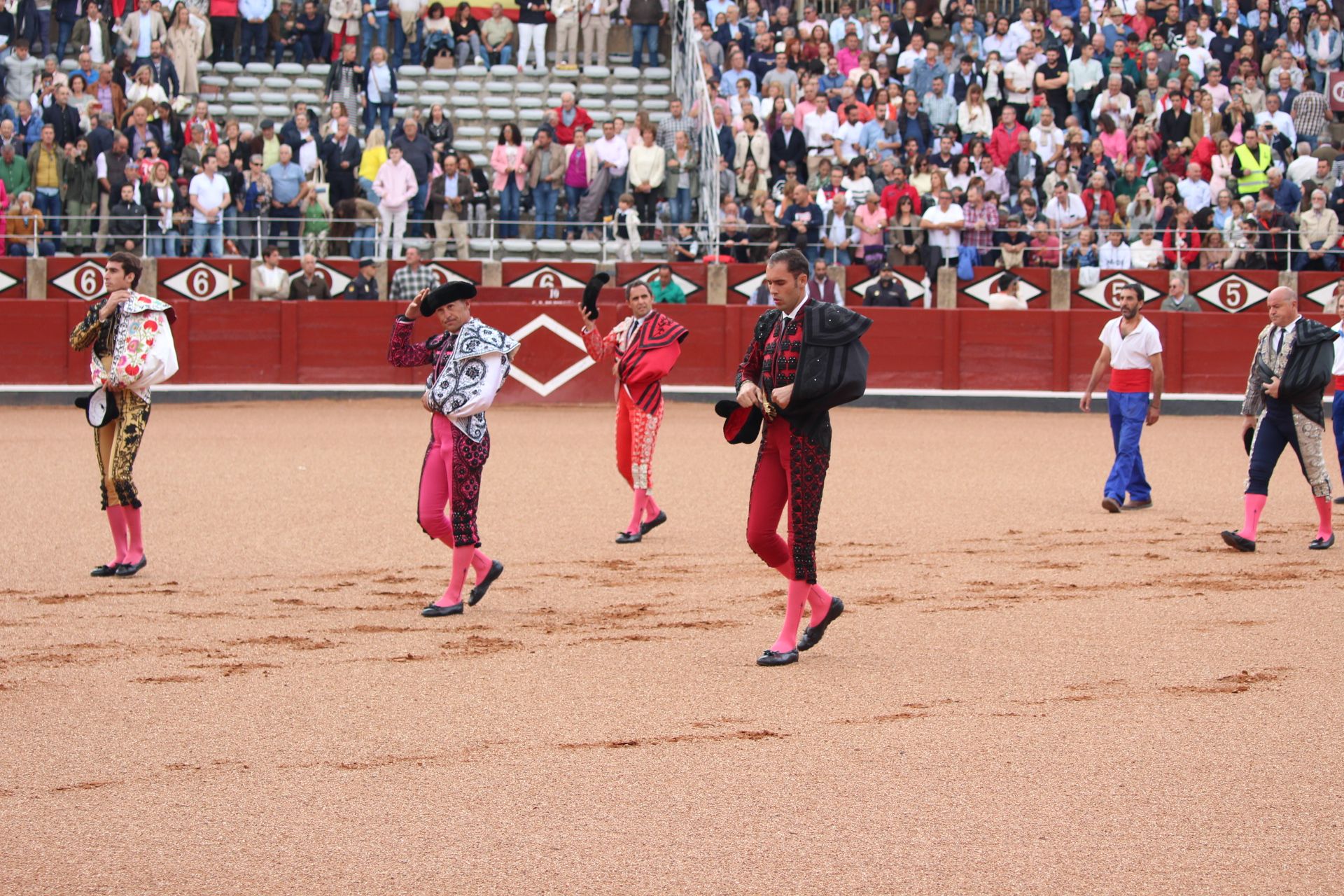 Corrida de rejones de Sánchez y Sánchez: momentos más destacados del quinto festejo de abono de la Feria Taurina Virgen de la Vega 2024. Fotos Carlos H.G