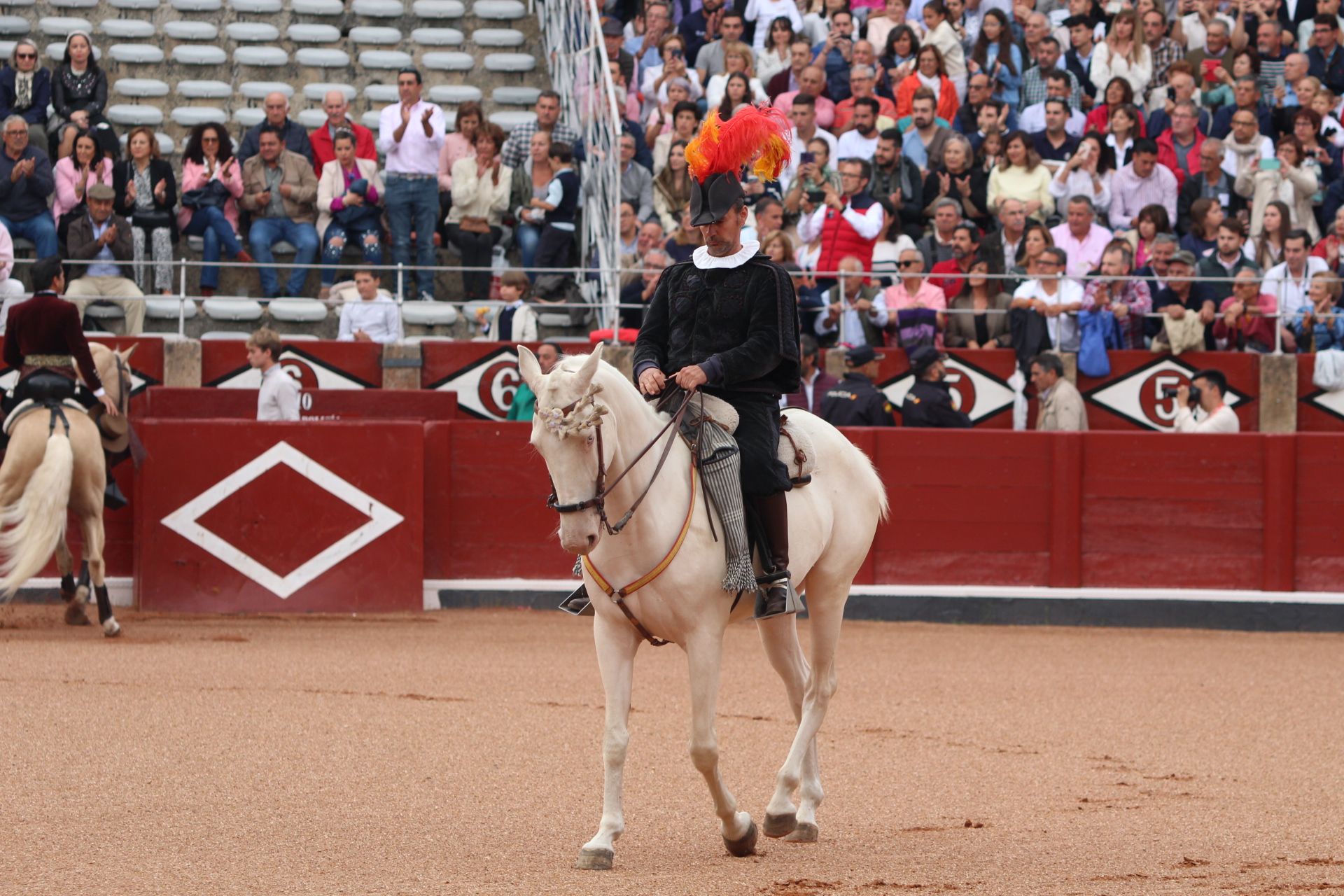 Corrida de rejones de Sánchez y Sánchez: momentos más destacados del quinto festejo de abono de la Feria Taurina Virgen de la Vega 2024. Fotos Carlos H.G