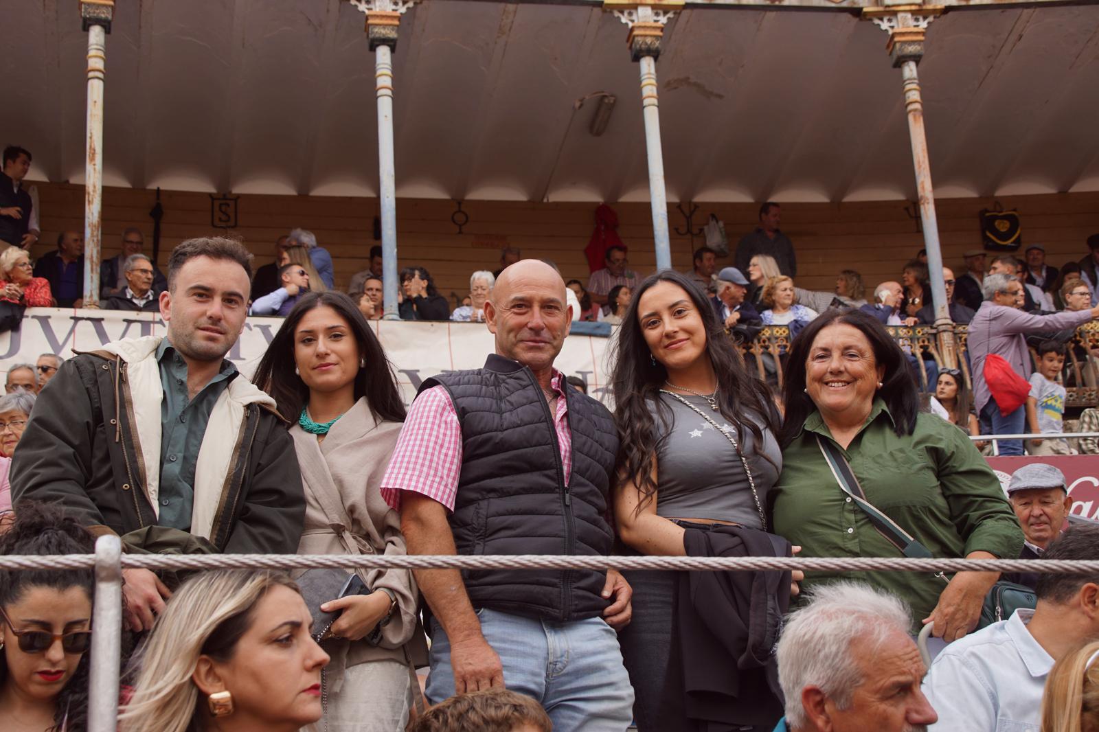  Ambiente en el patio de cuadrillas de La Glorieta para ver a Sergio Galán, Diego Ventura y Guillermo Hermoso de Mendoza, 21 de septiembre de 2024. Fotos Juanes (2)