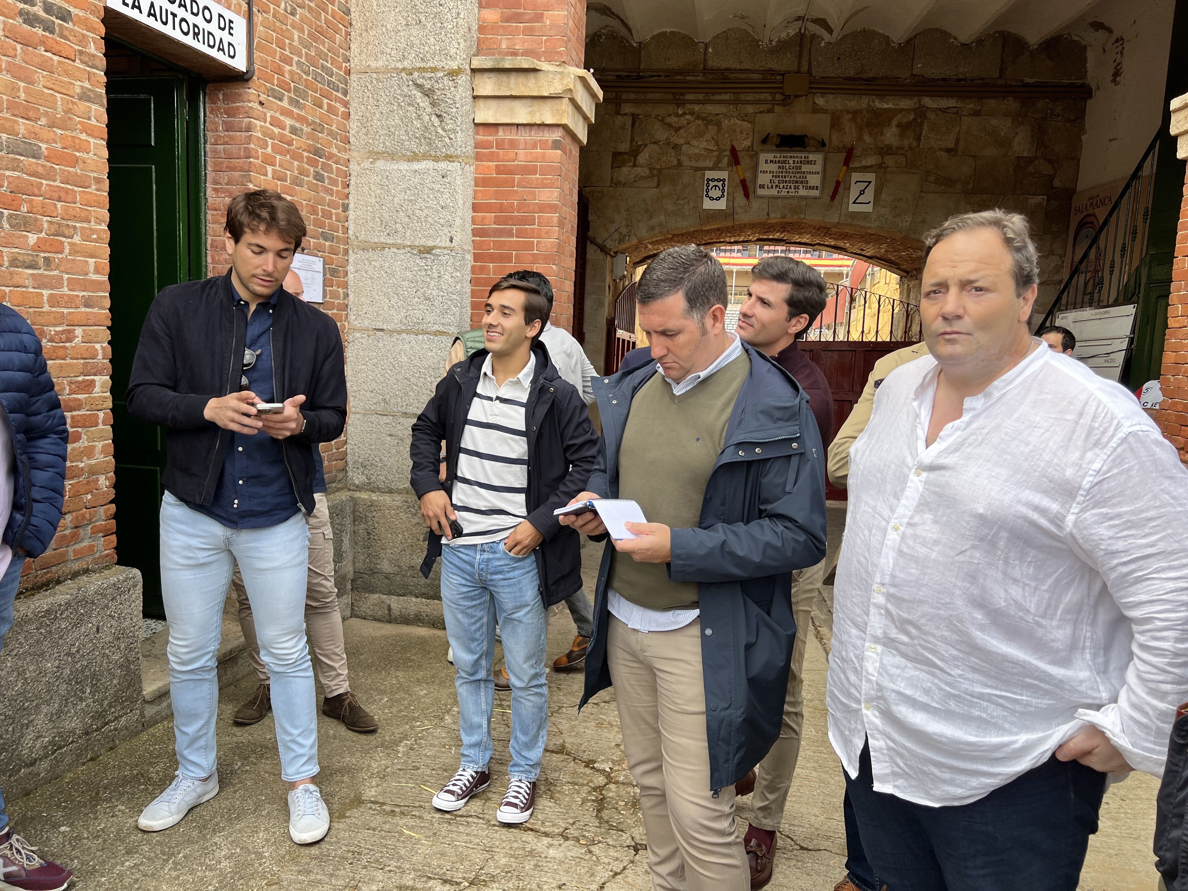 Ambiente en el sorteo de la corrida concurso, domingo, 22 de s