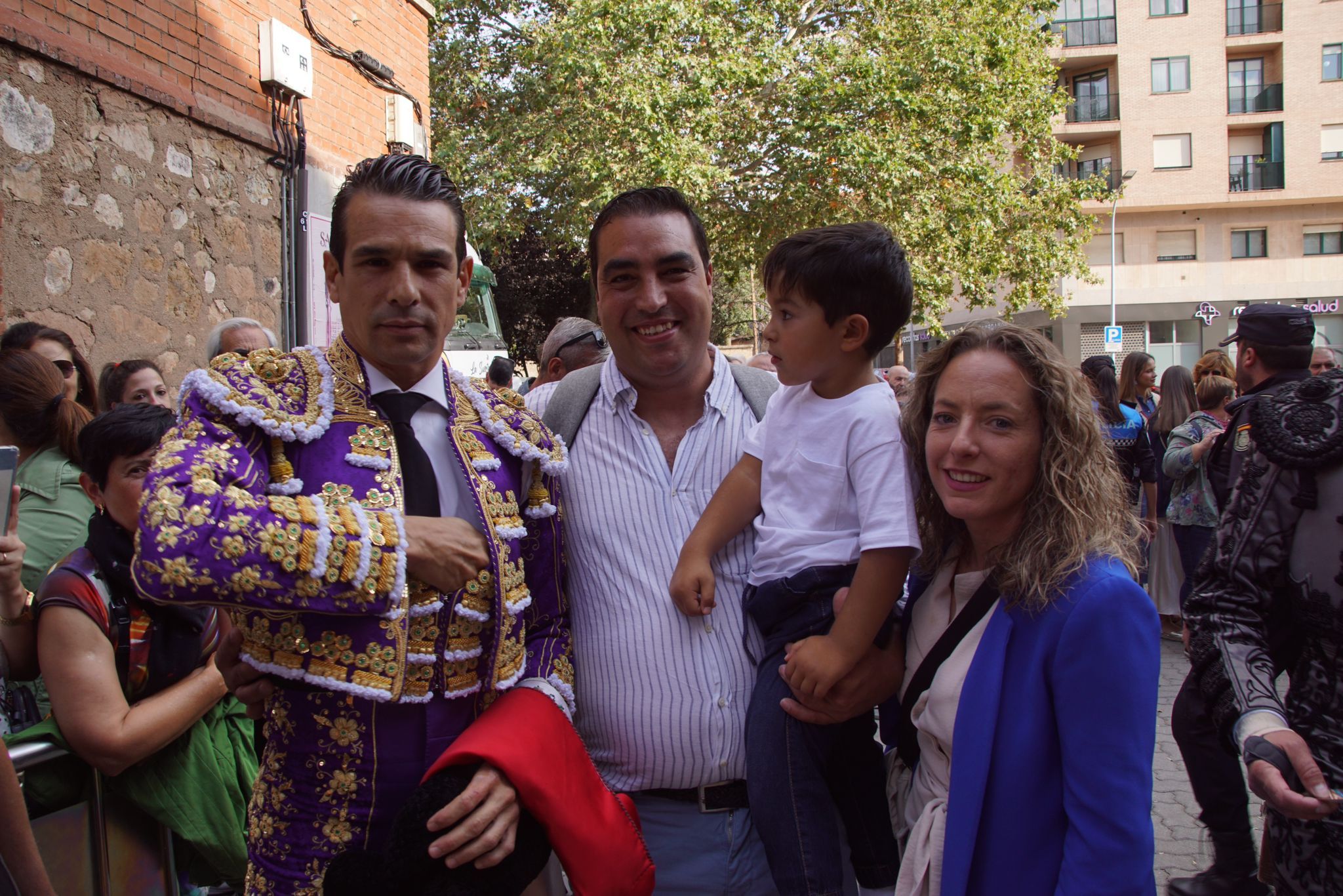 Ambiente en el patio de cuadrillas de La Glorieta para ver a José María Manzanares, Borja Jiménez e Ismael Martín, 22 de septiembre de 2024. Fotos Juanes (16)