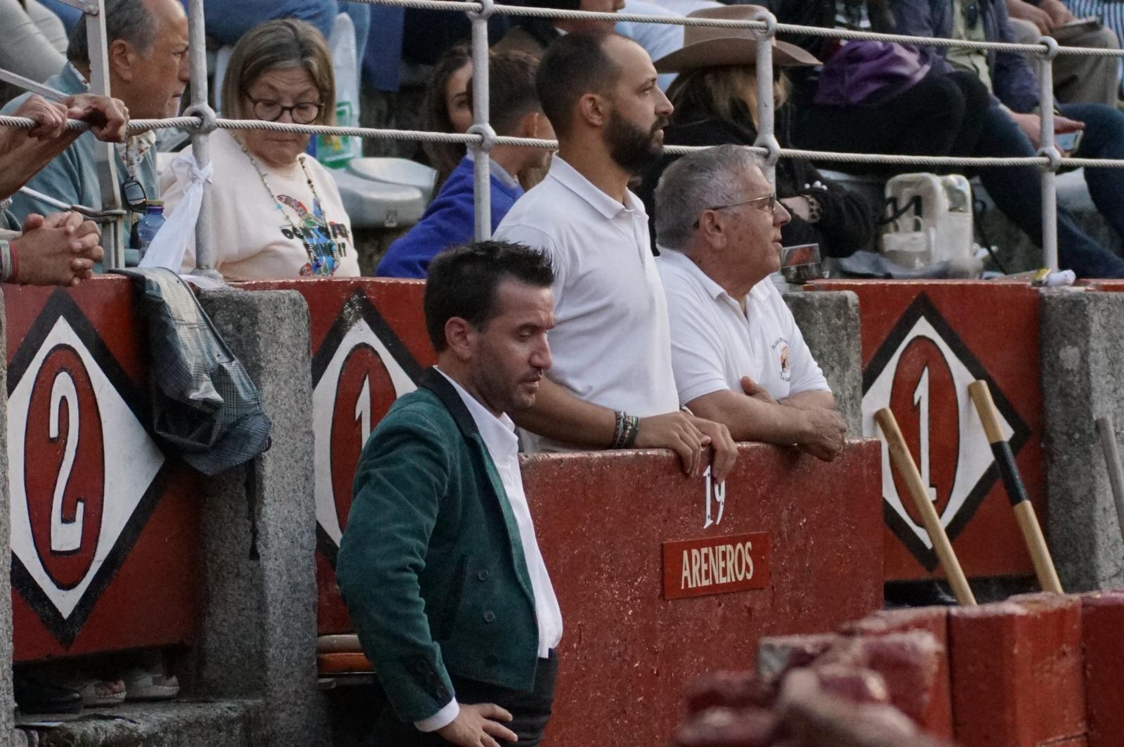 Resumen fotográfico del ambiente en los tendidos de La Glorieta durante la corrida concurso, 22 de septiembre. Fotos Juanes (16)