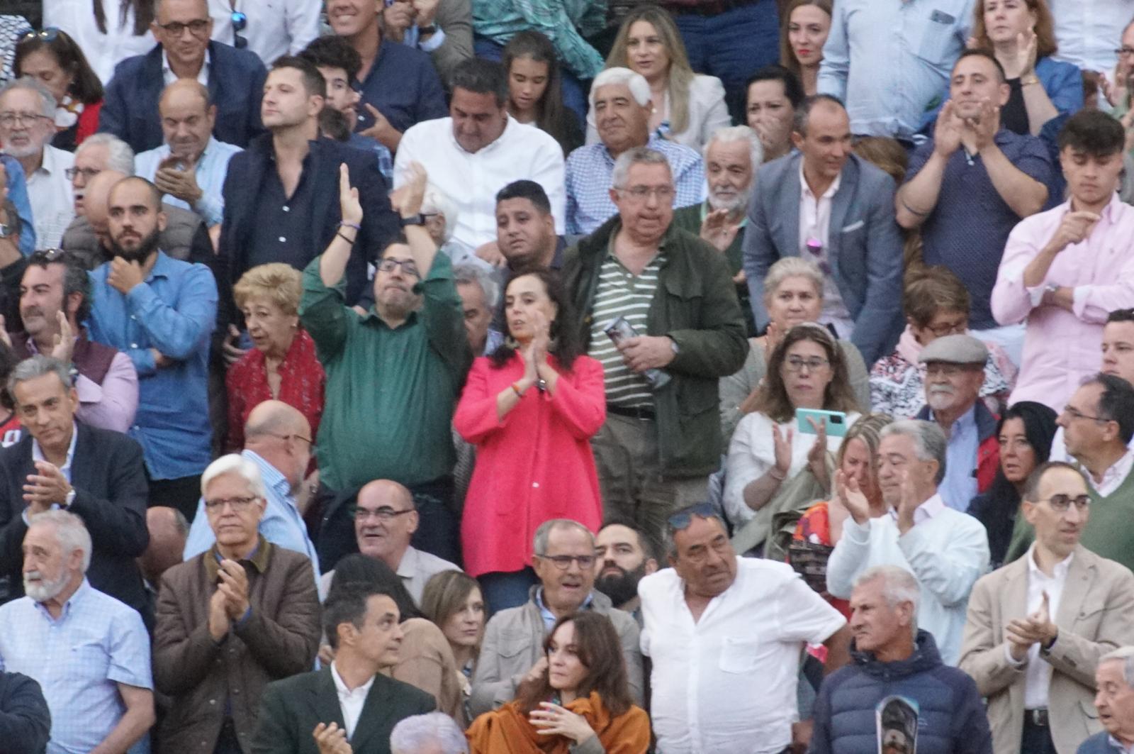 Resumen fotográfico del ambiente en los tendidos de La Glorieta durante la corrida concurso, 22 de septiembre. Fotos Juanes (19)