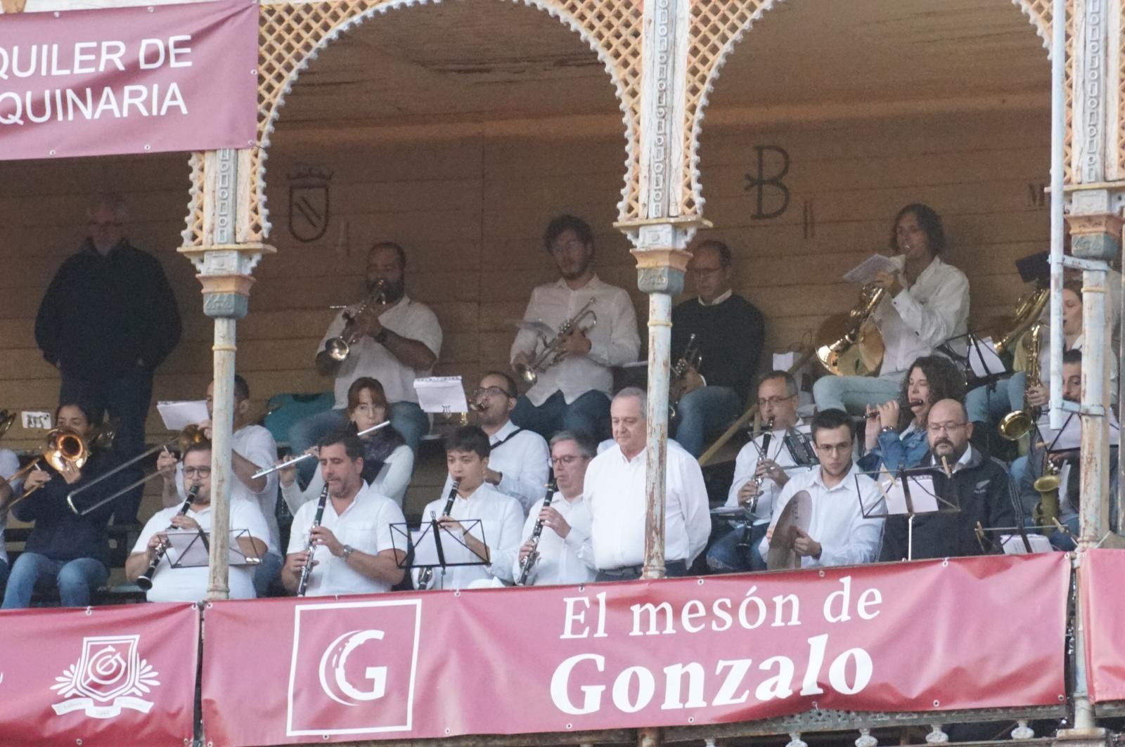 Resumen fotográfico del ambiente en los tendidos de La Glorieta durante la corrida concurso, 22 de septiembre. Fotos Juanes (29)