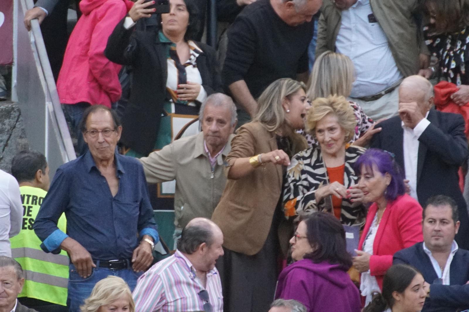 Resumen fotográfico del ambiente en los tendidos de La Glorieta durante la corrida concurso, 22 de septiembre. Fotos Juanes (30)