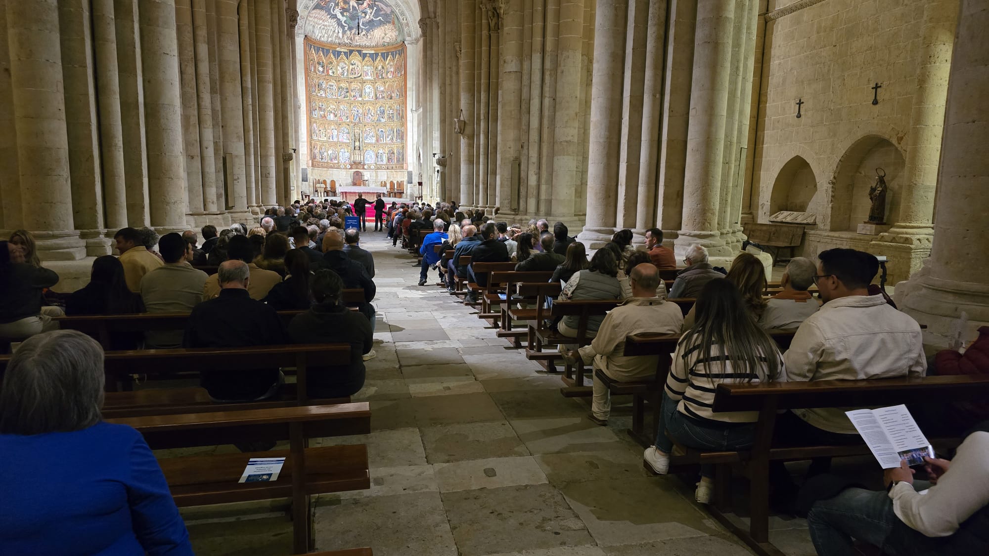 Asistentes al concierto del coro británico ‘Exeter Philharmonic Choir’