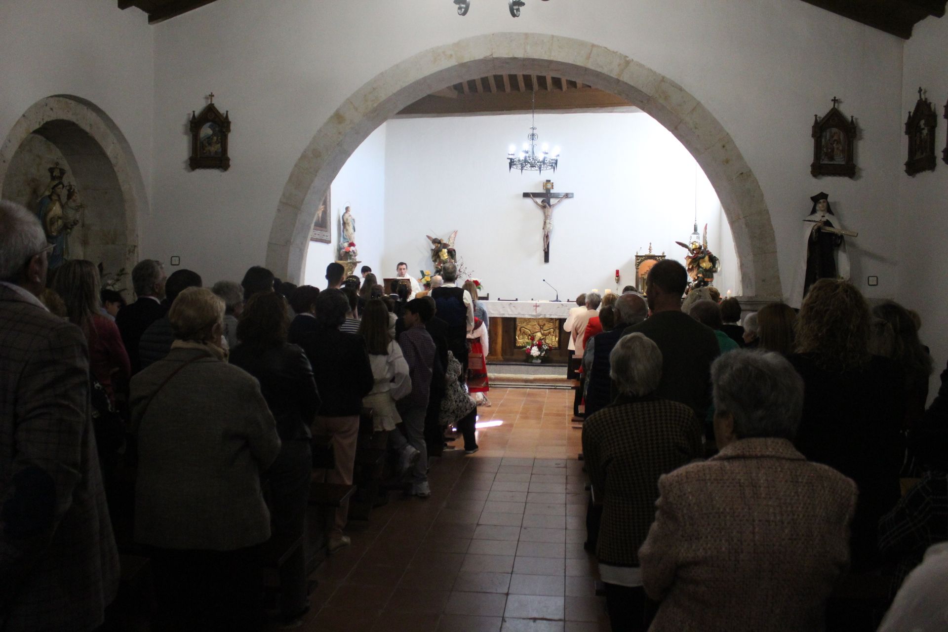 Misa y procesión en Juzbado 