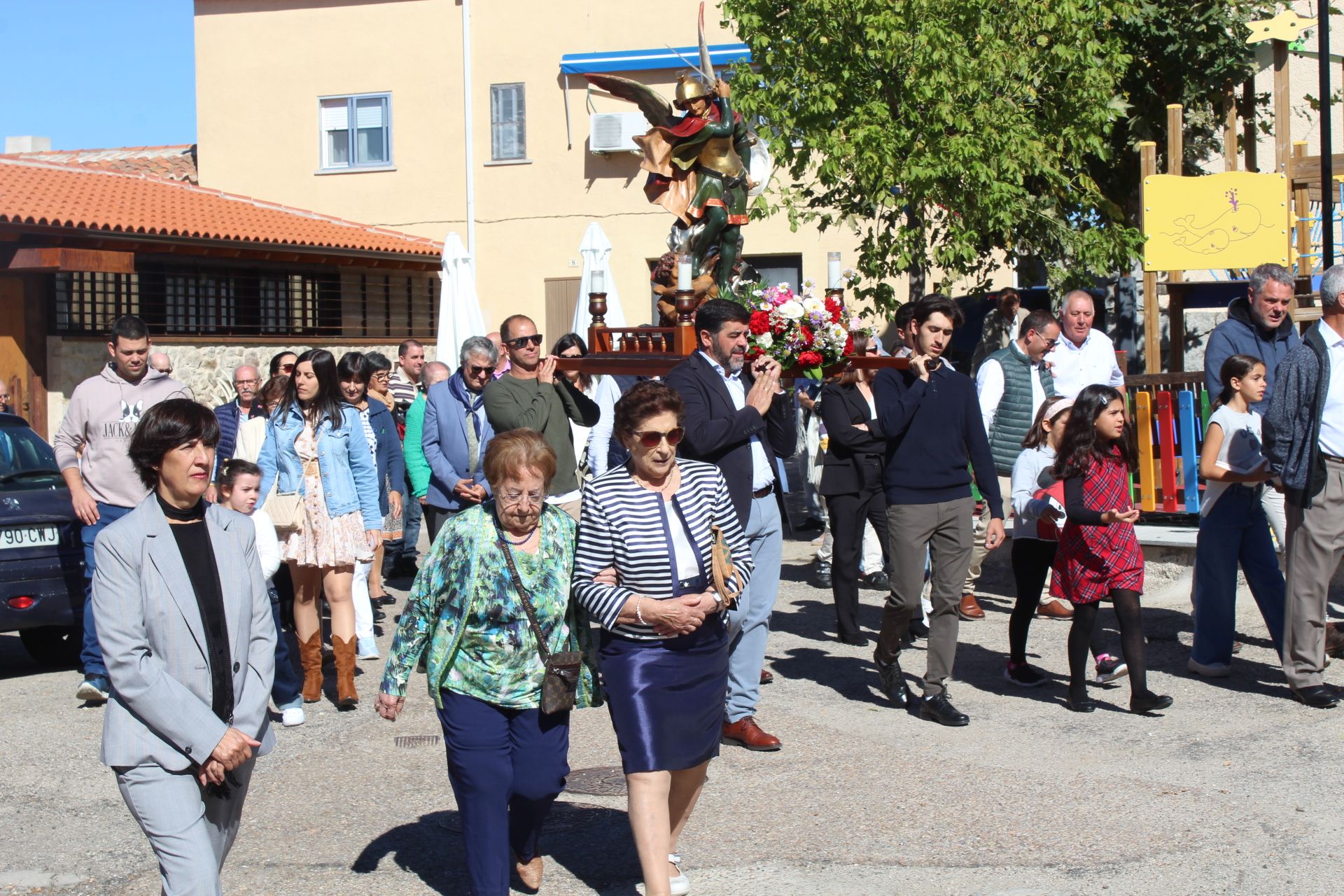 Misa y procesión en Juzbado 