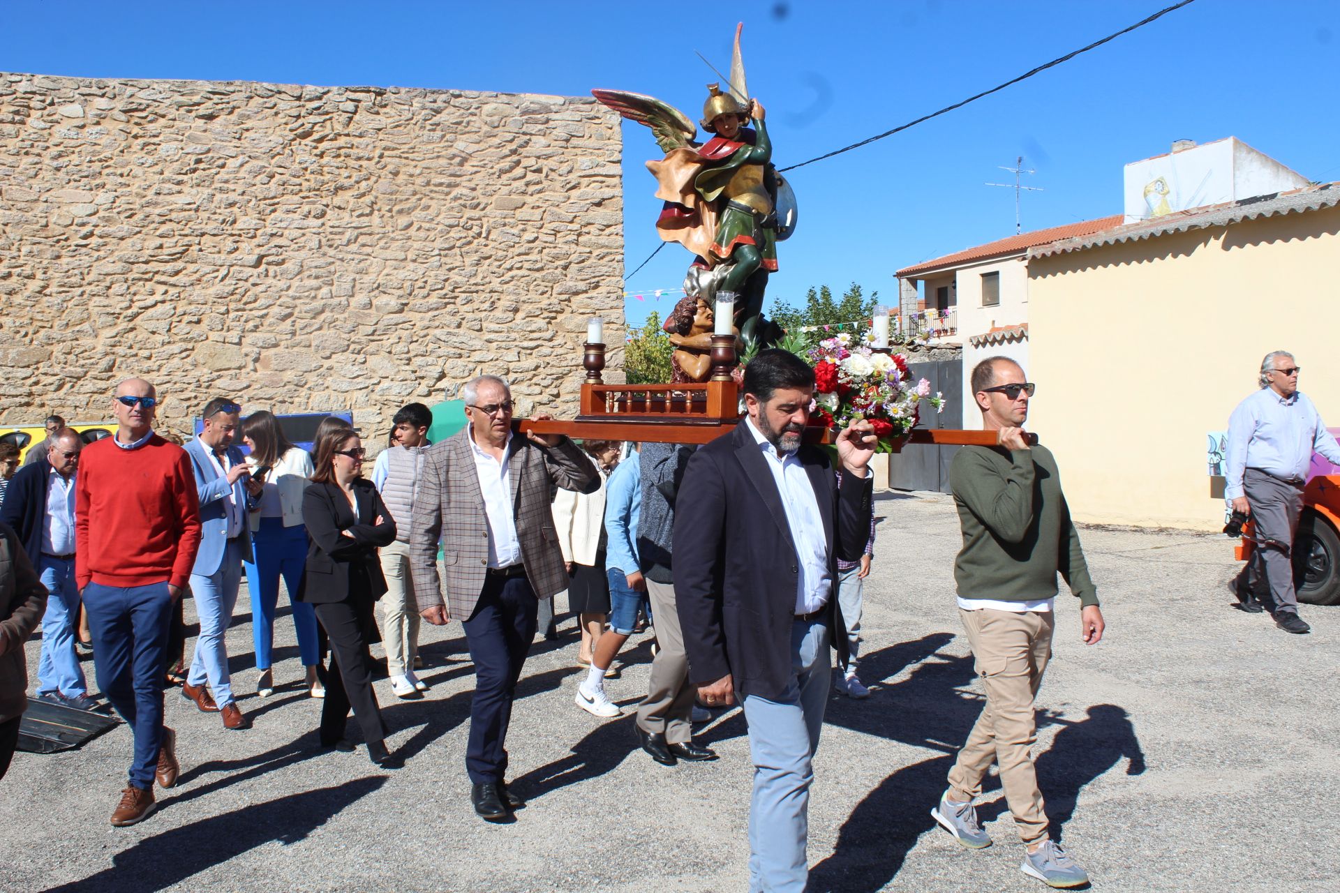 Misa y procesión en Juzbado 