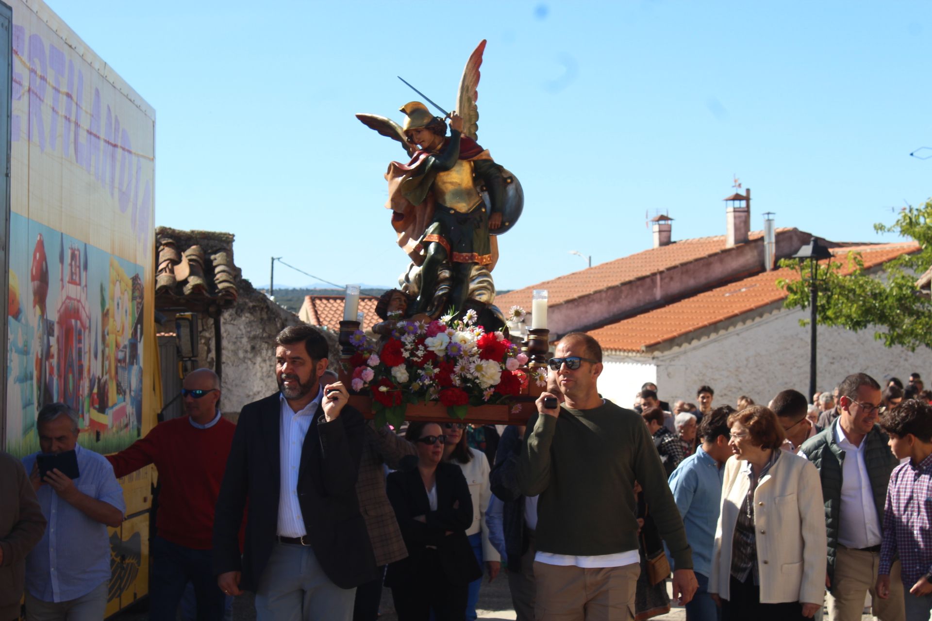 Misa y procesión en Juzbado 