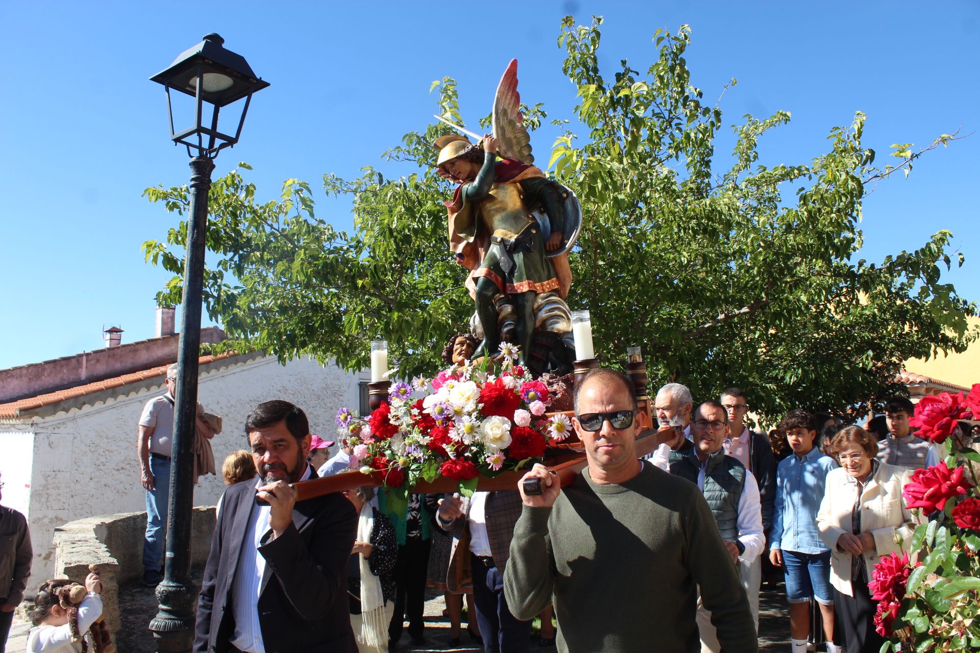 Misa y procesión en Juzbado 