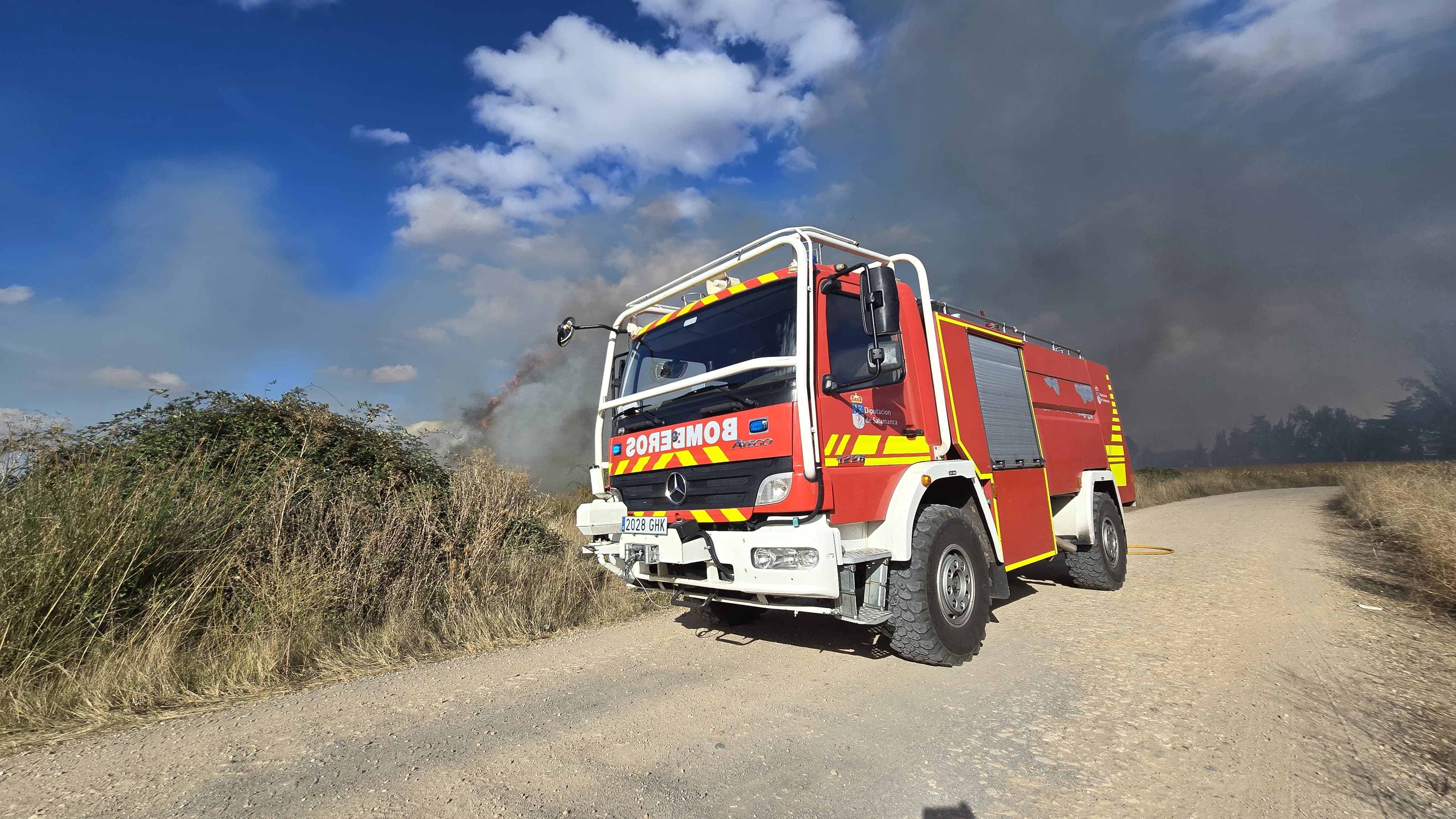  Incendio en unos solares de Santa Marta  (7)