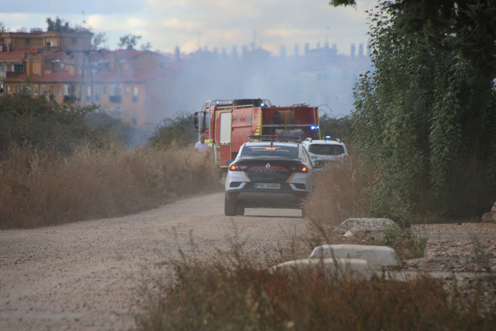 Incendio en unos solares de Santa Marta 