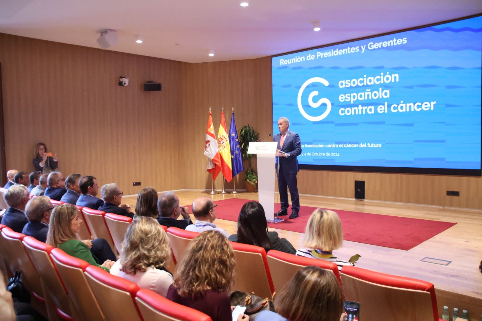 Encuentro nacional de presidentes y gerentes provinciales de la Asociación Española contra el Cáncer