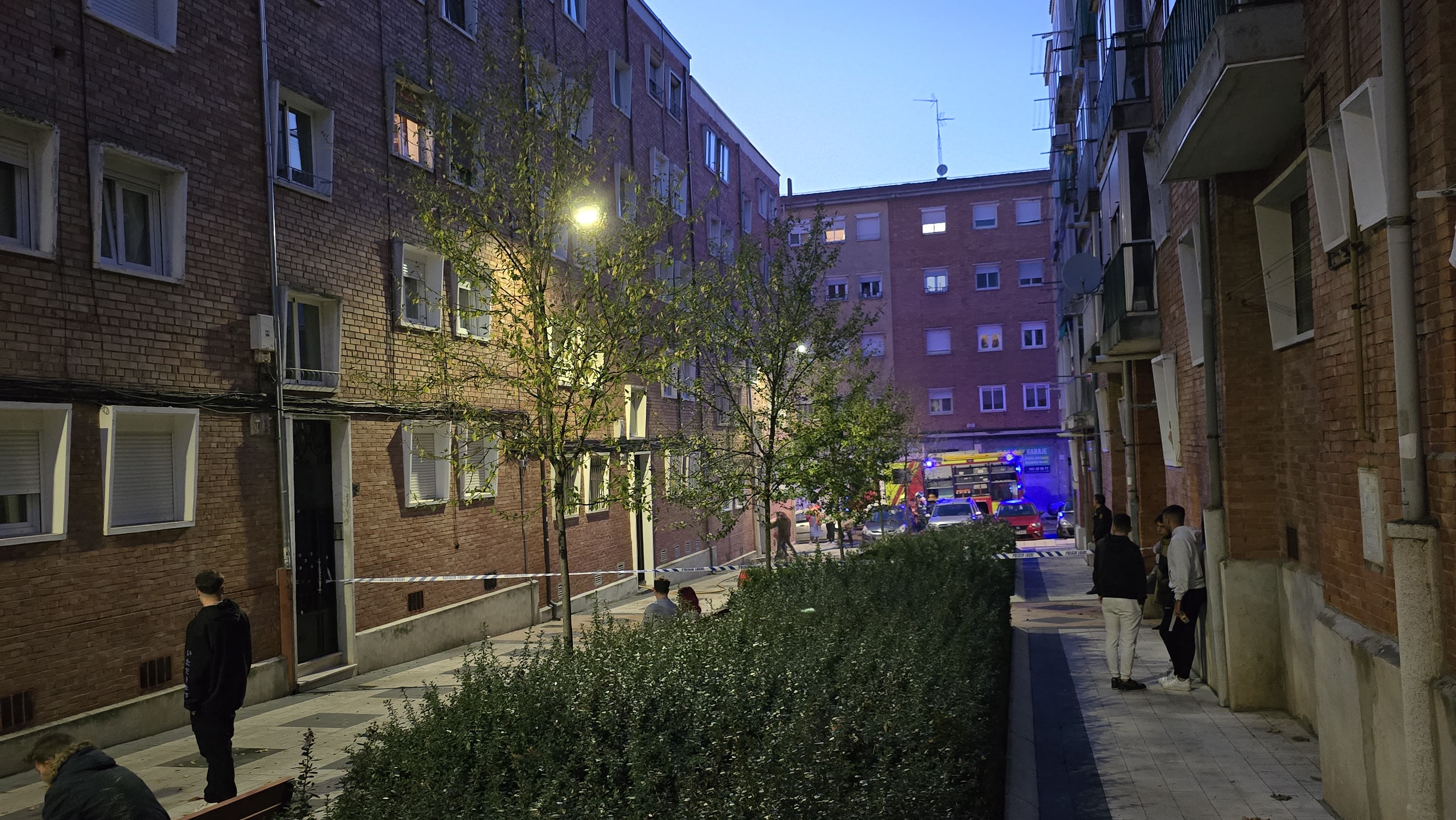 Incendio en una cocina de la calle Armuña. Fotos Andrea M (8)