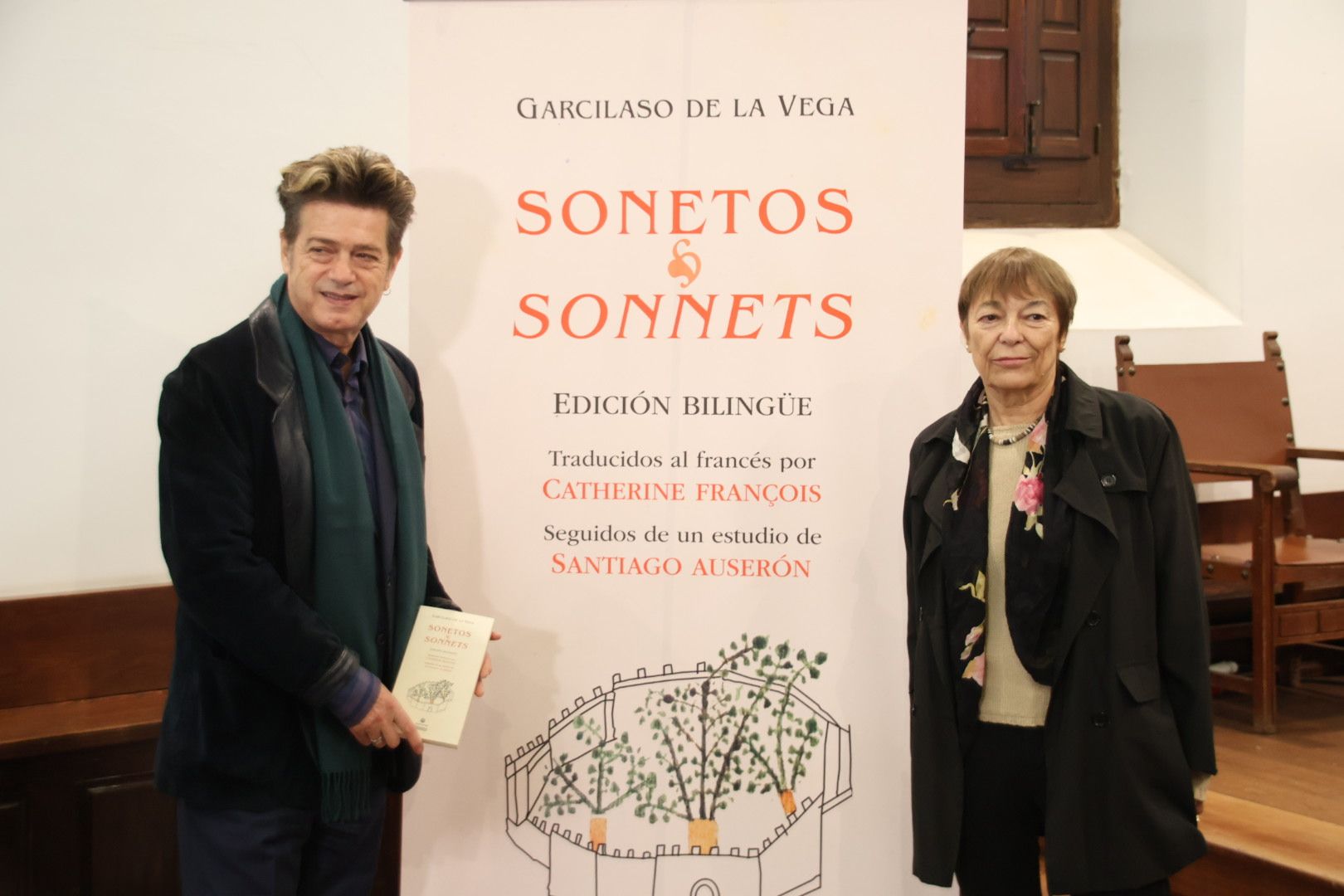 Ediciones Universidad de Salamanca presenta la edición bilingüe de la obra “Sonetos” de Garcilaso de la Vega, realizada por Catherine François, y Santiago Auserón titulado “Garcilaso atraviesa los Pirineos”